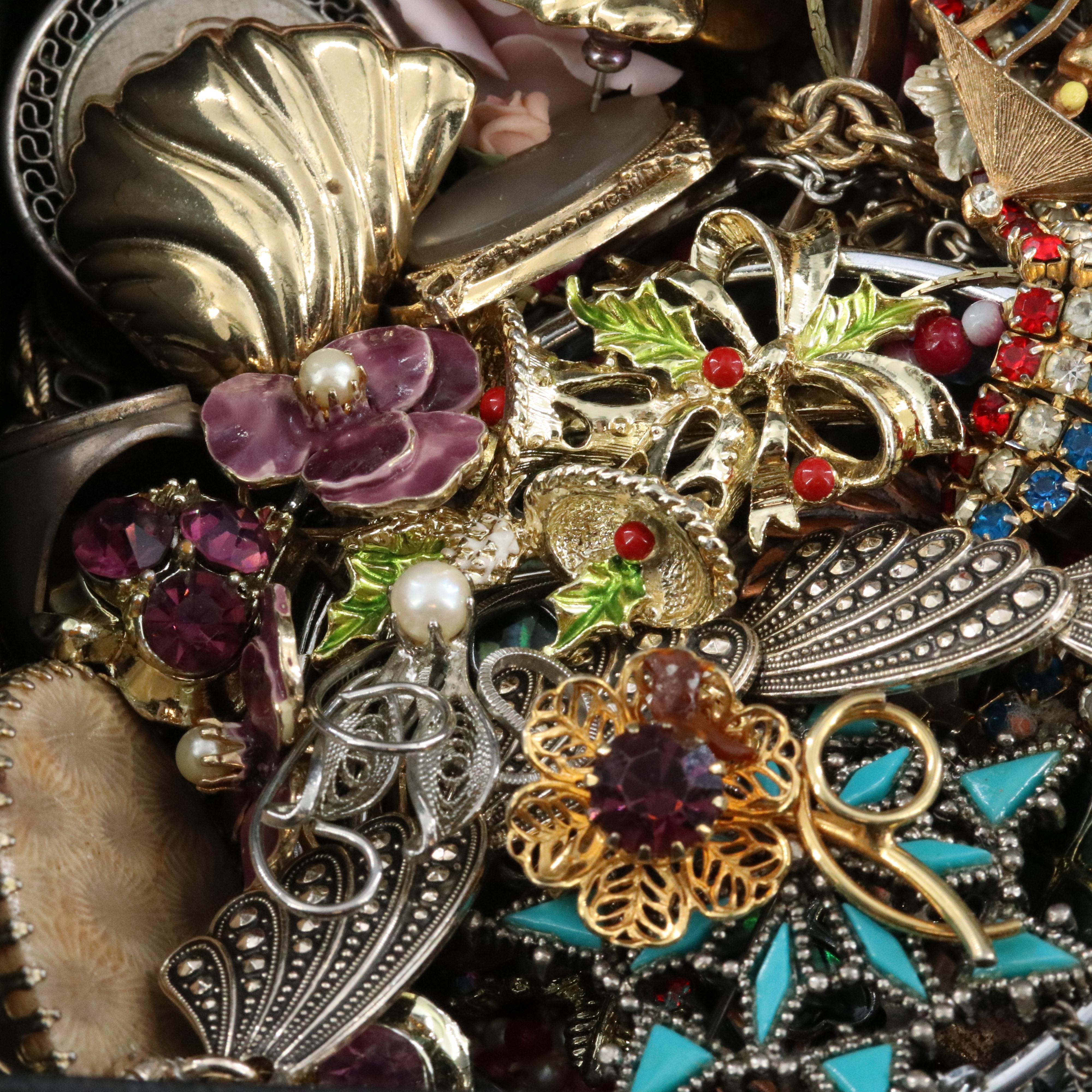 Uncommon Discoveries: Jewelry Collection