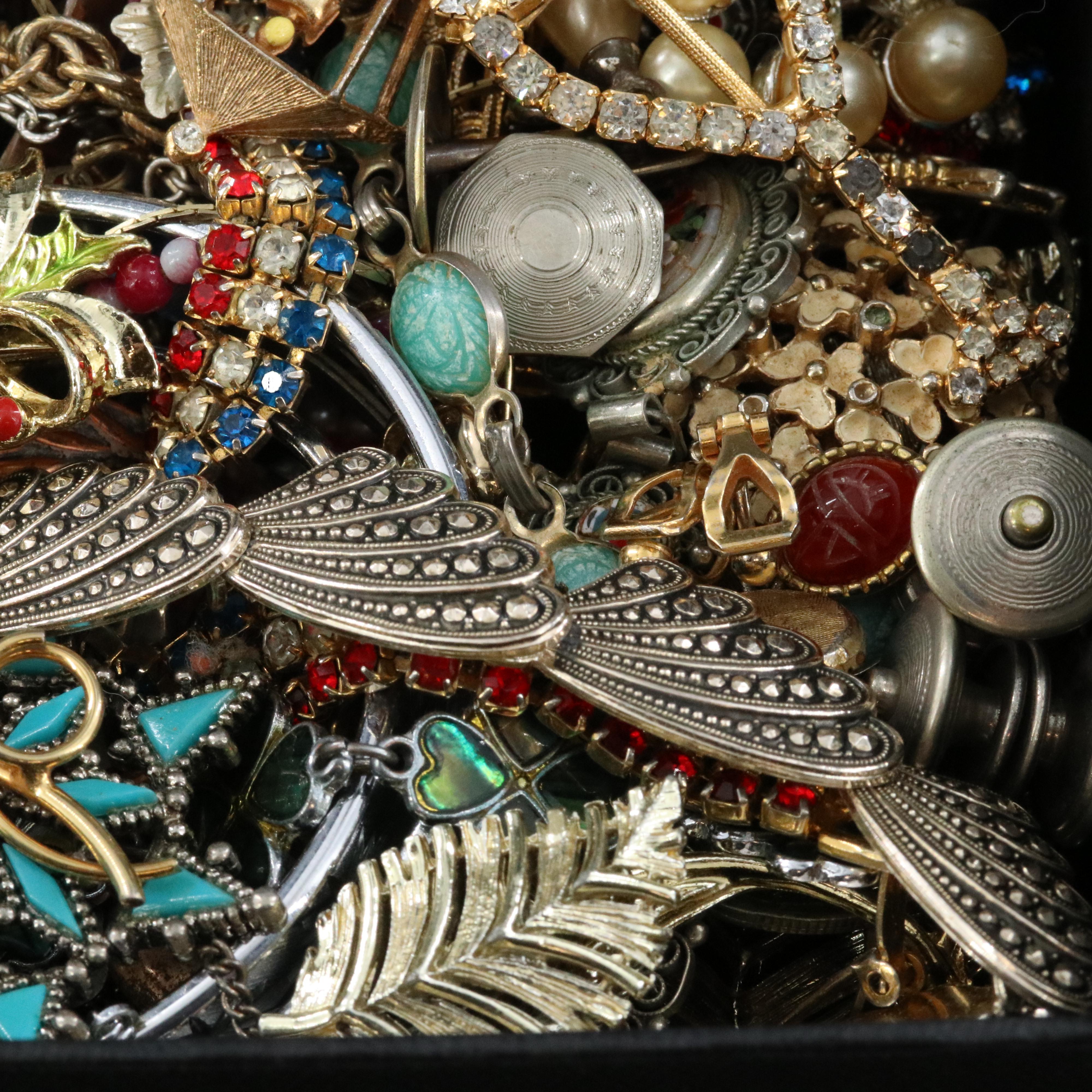 Uncommon Discoveries: Jewelry Collection