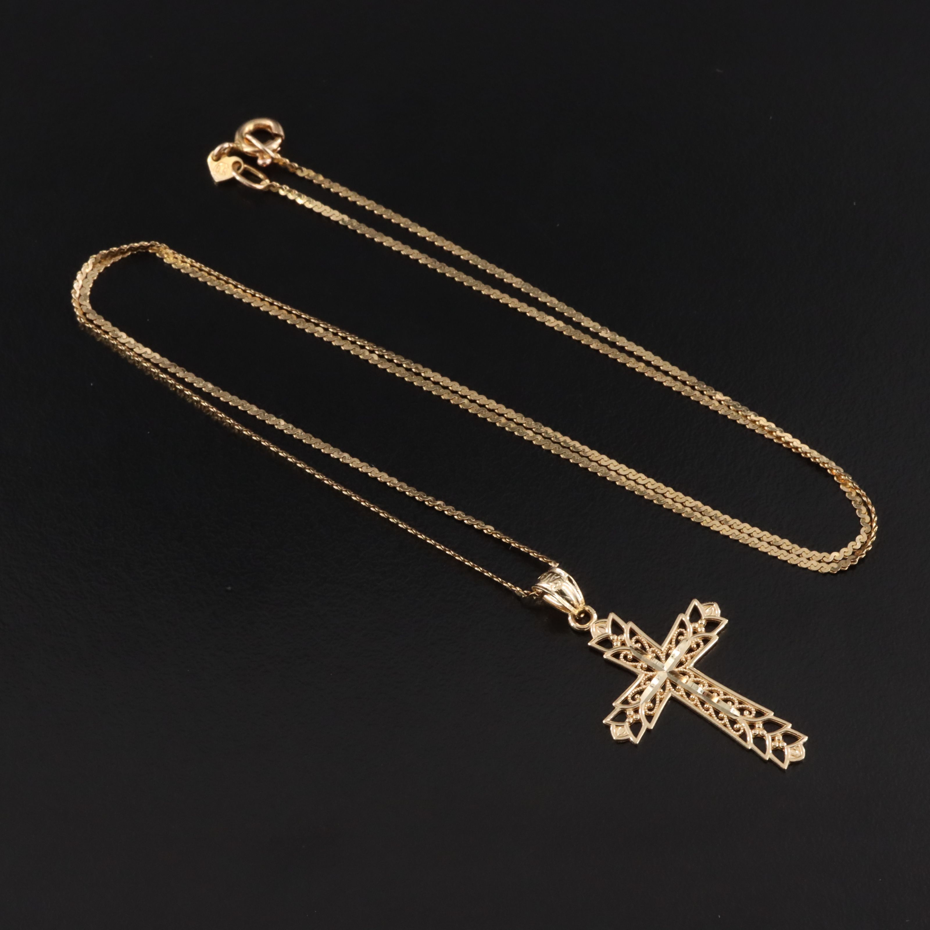 Italian 14K Filigree Cross Pendant Necklace
