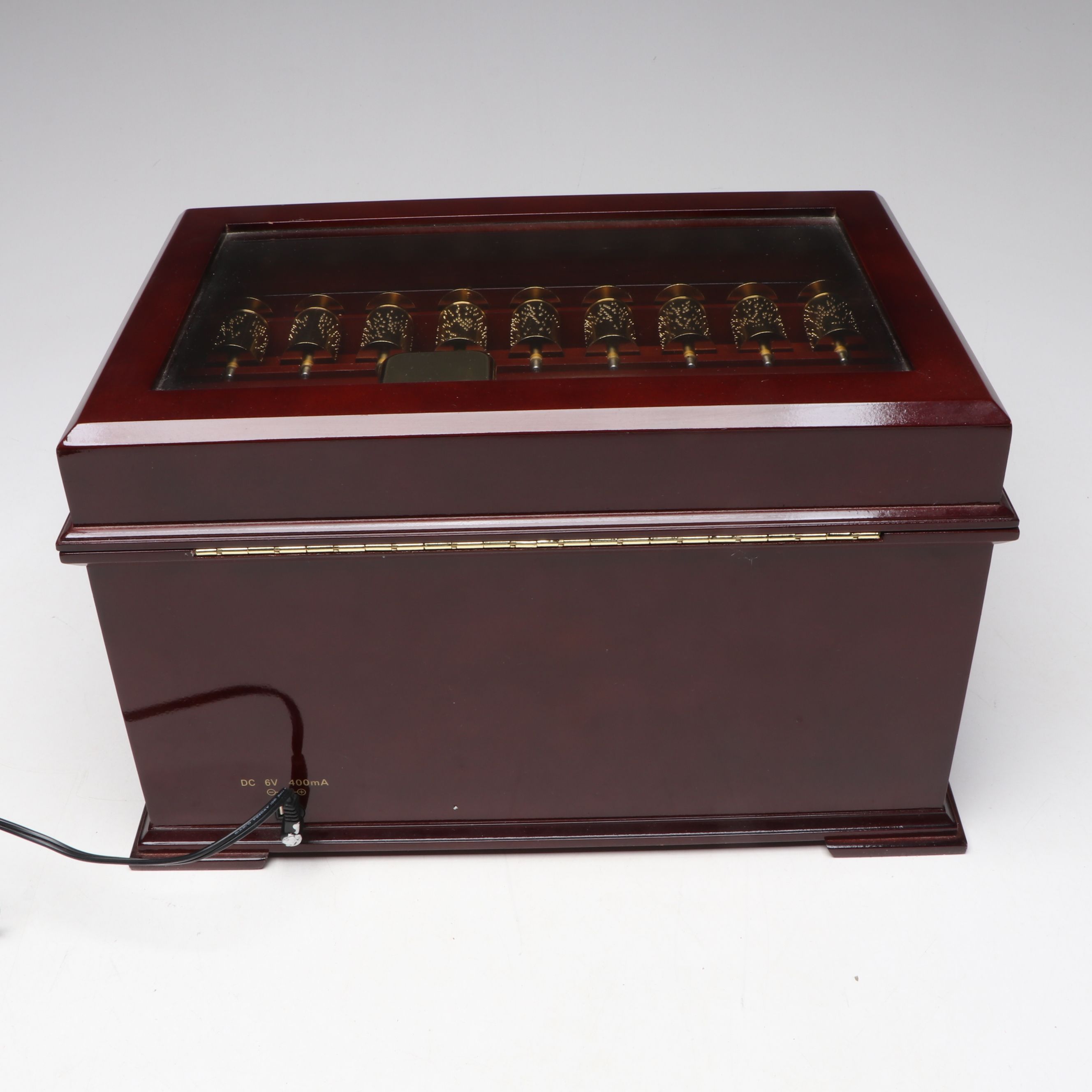 Mr. Christmas "Victorian Deluxe" Animated Symphonic Music Box