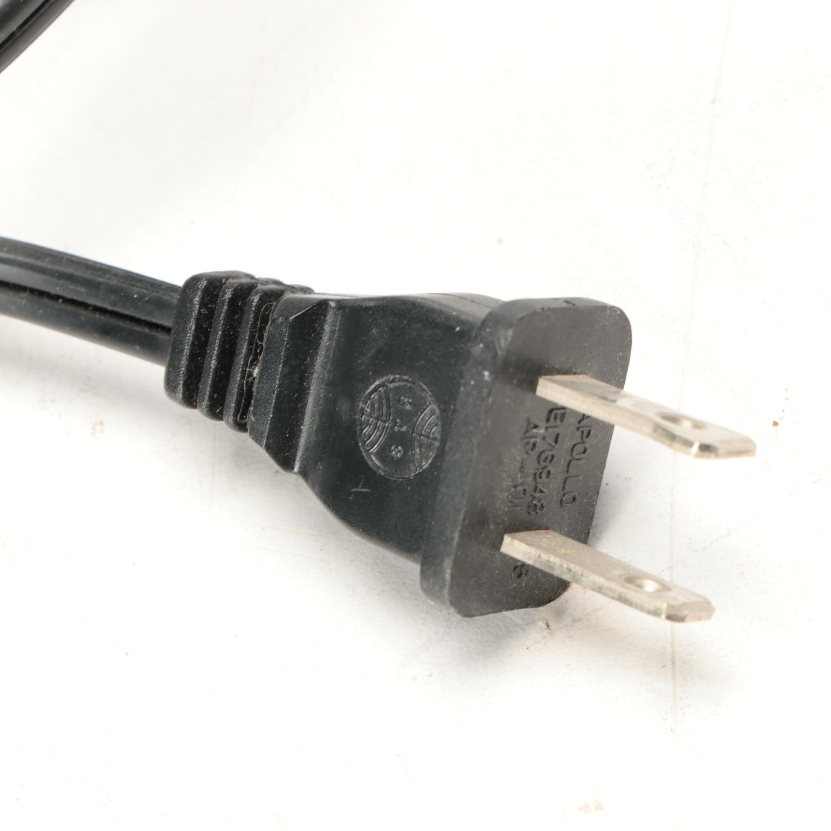 Arts and Crafts Style Slag Glass Three-Arm Table Lamp