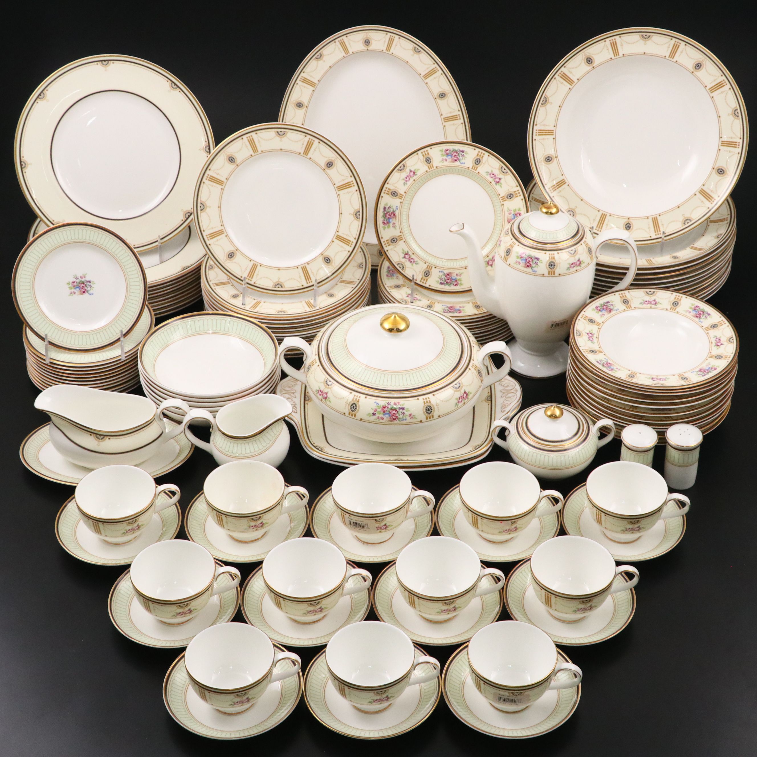 Royal Doulton "Rowley" Porcelain Dinnerware and Serving Pieces, 2001-2004
