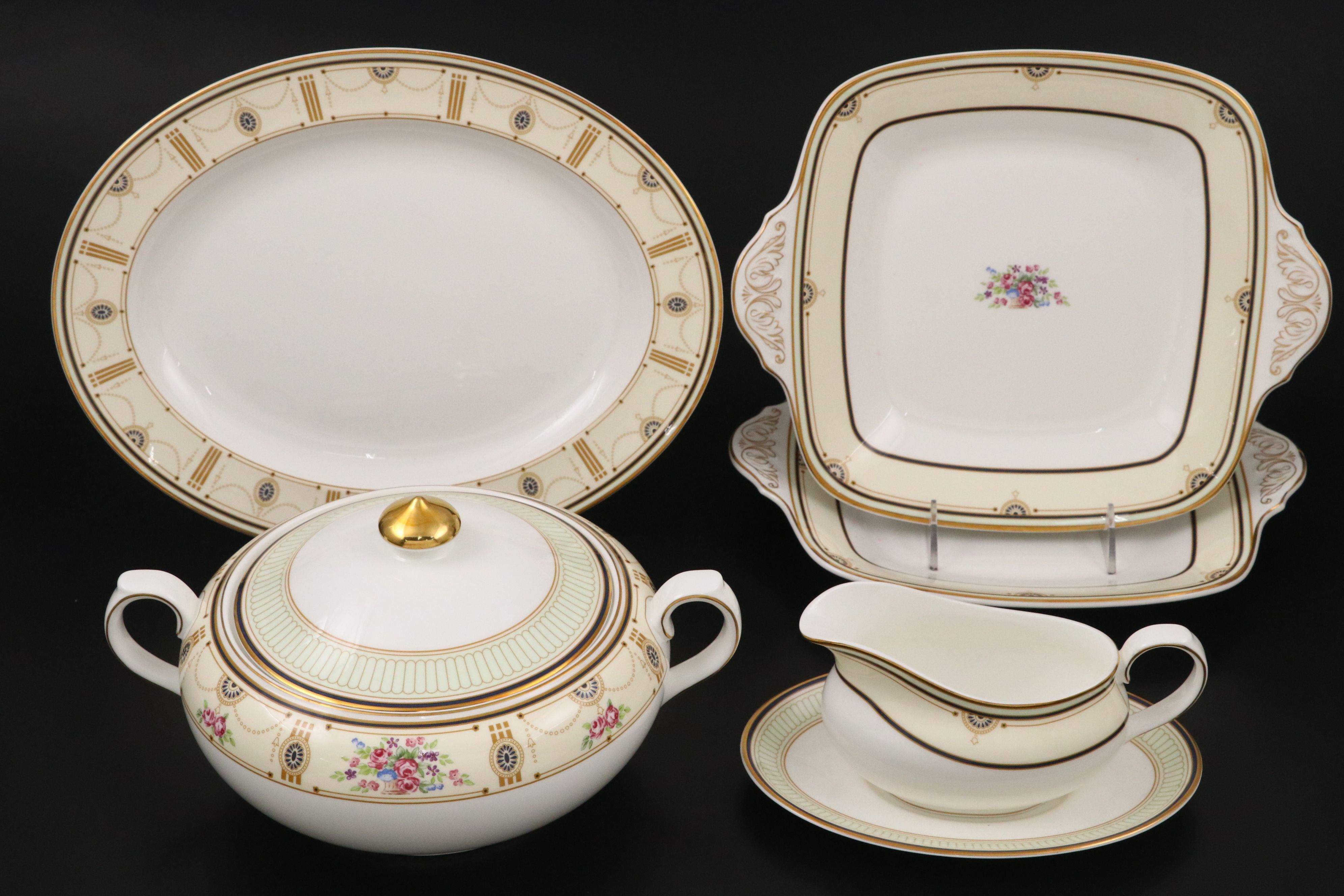 Royal Doulton "Rowley" Porcelain Dinnerware and Serving Pieces, 2001-2004