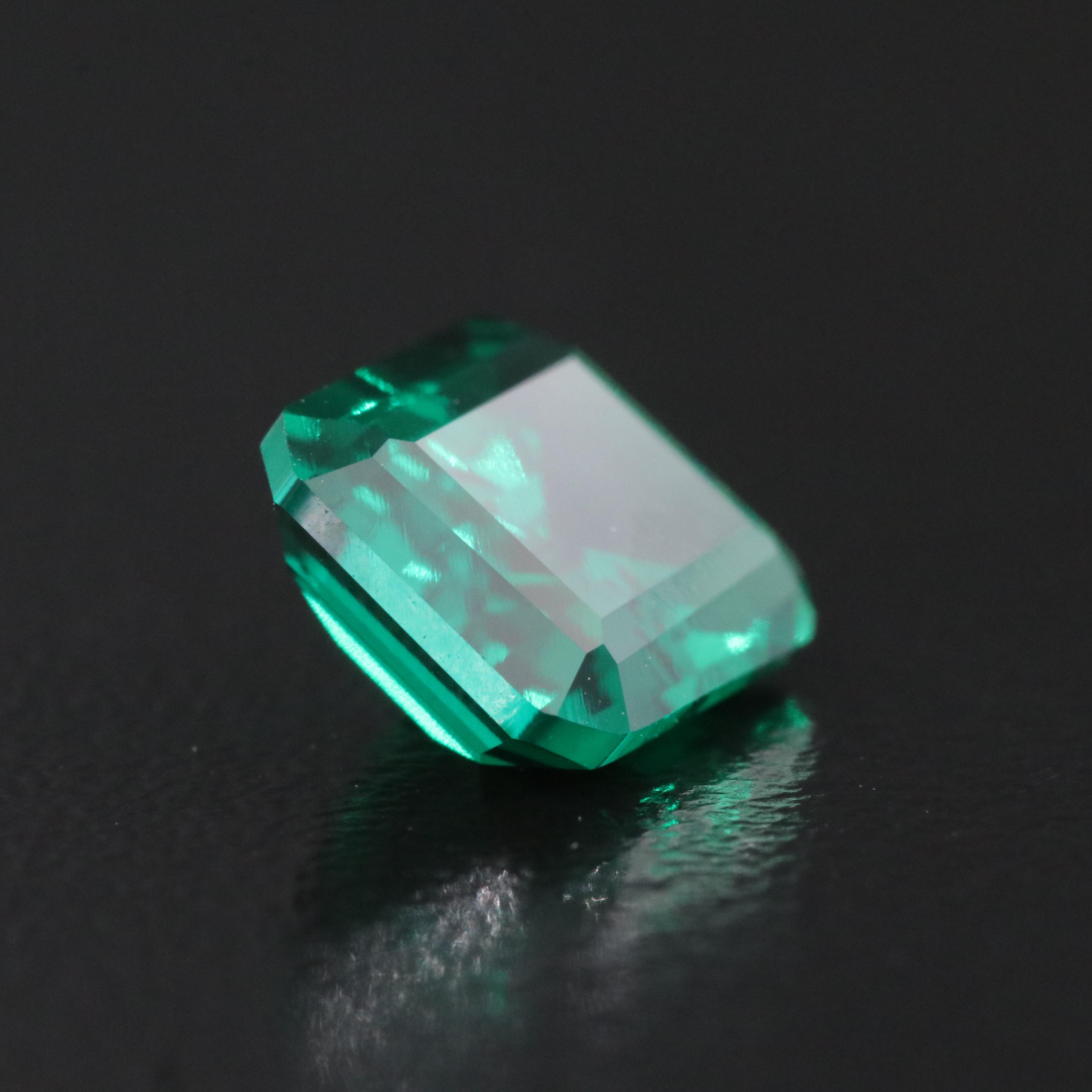 Loose 2.84 CT Lab Grown Emerald