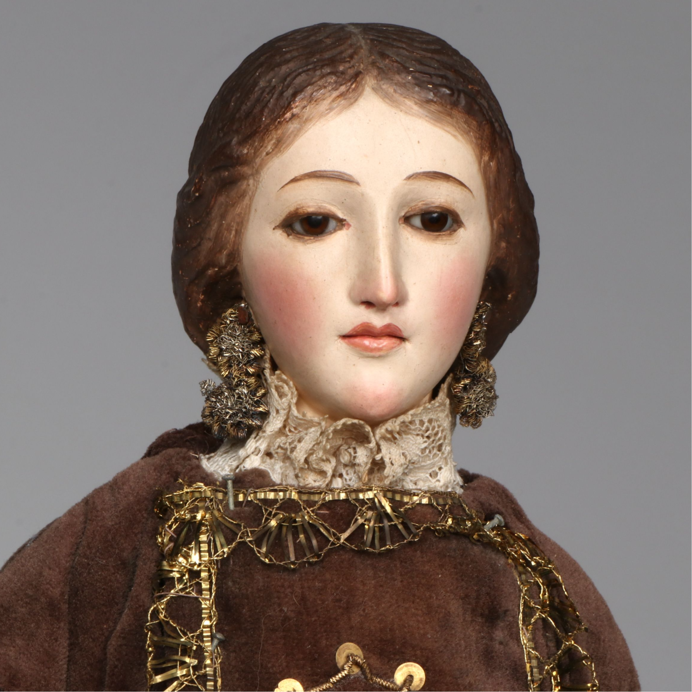 Virgin of Devotion Articulated Carved Wooden Statuette, 19th Century