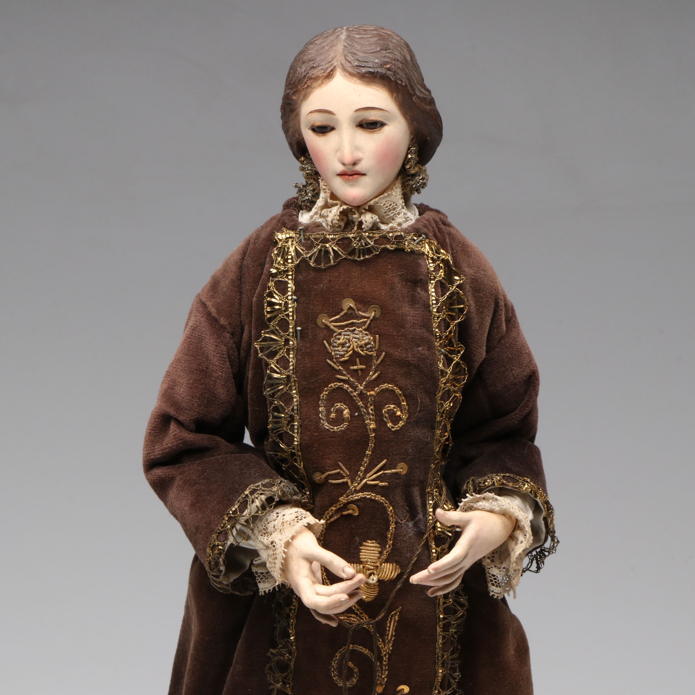 Virgin of Devotion Articulated Carved Wooden Statuette, 19th Century