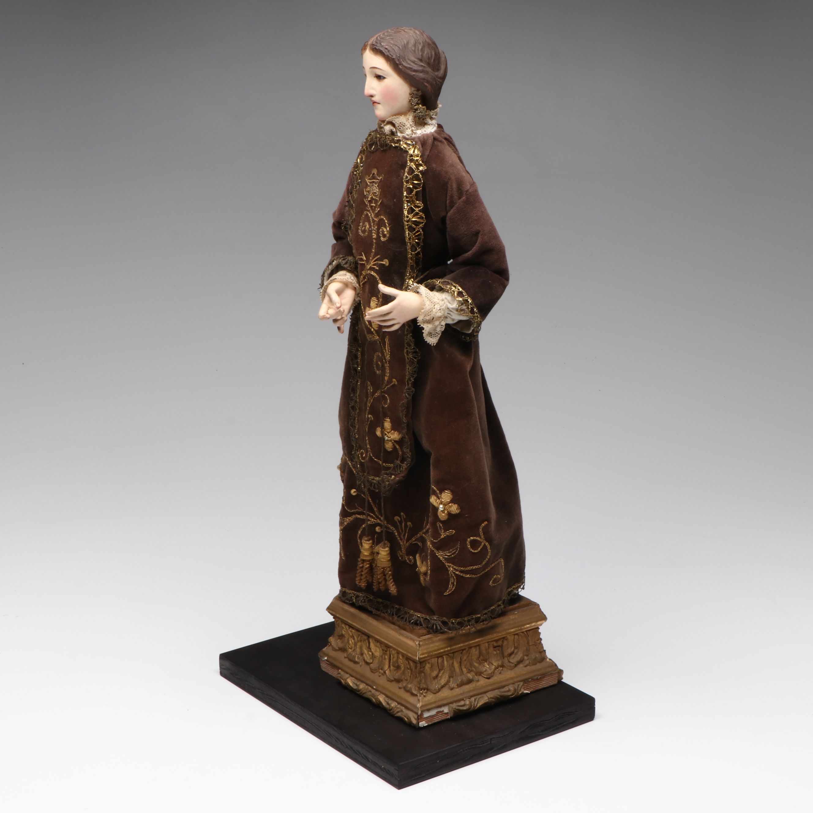 Virgin of Devotion Articulated Carved Wooden Statuette, 19th Century