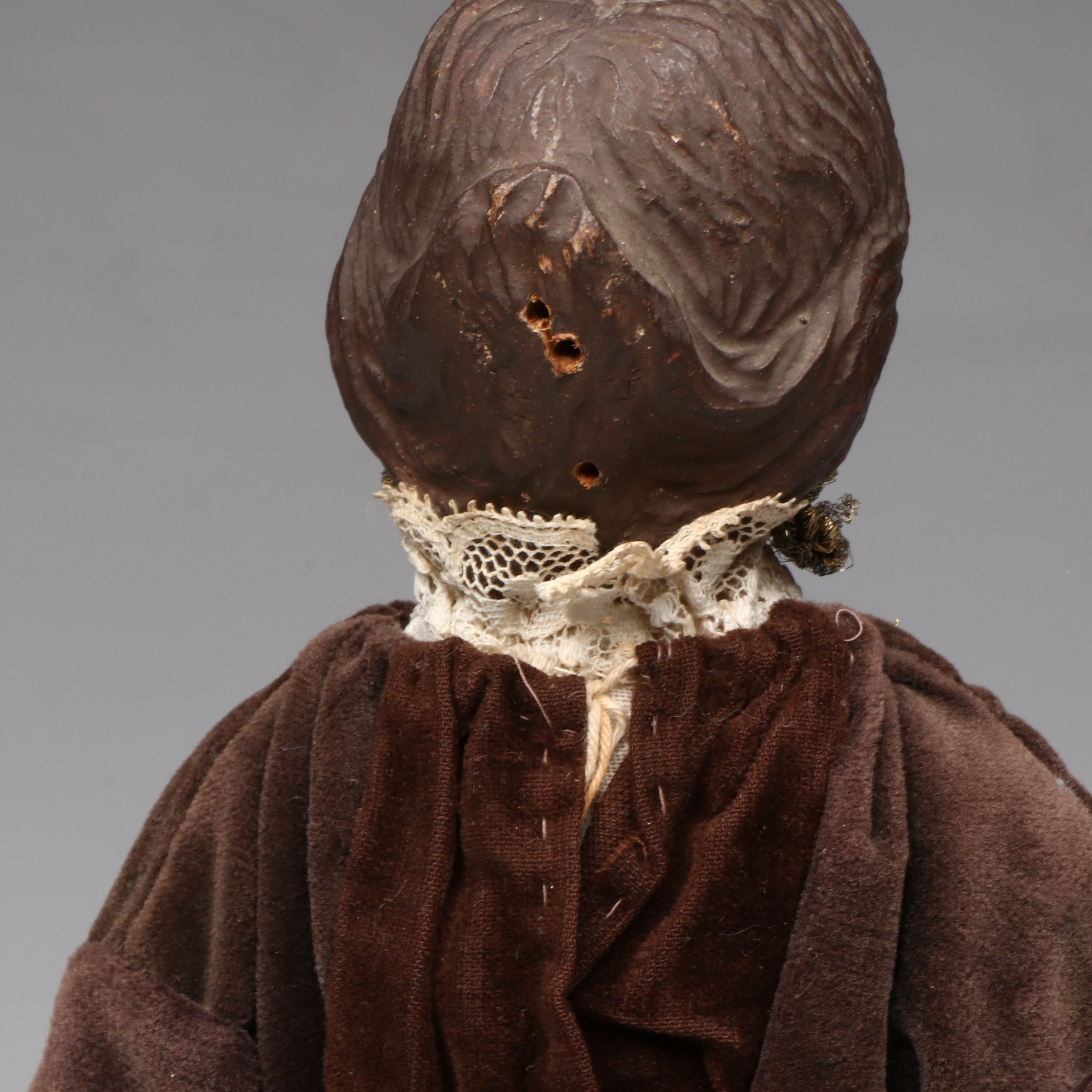 Virgin of Devotion Articulated Carved Wooden Statuette, 19th Century