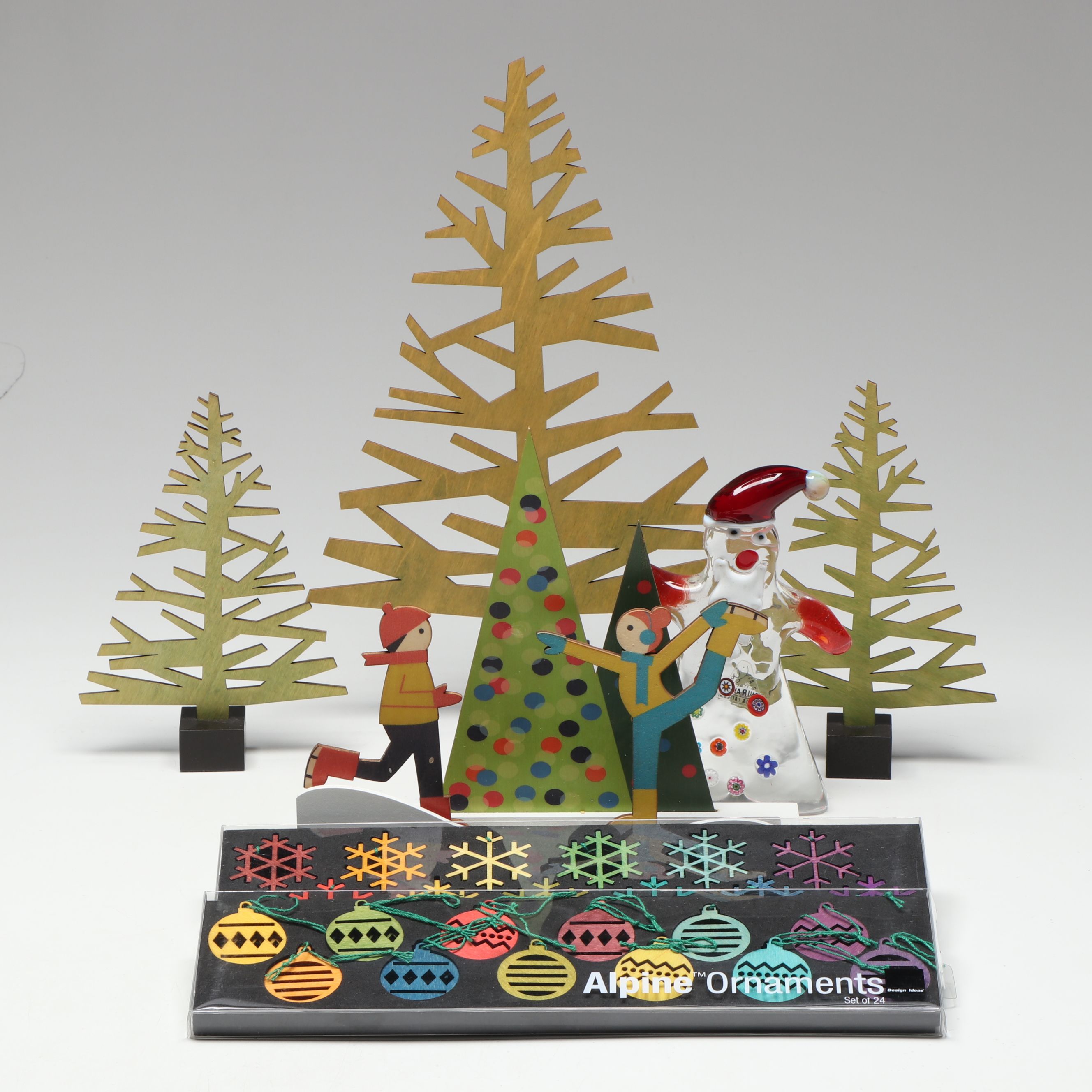 Ferro & Lazzarini Murano Glass Santa with Wooden Ornament Sets and Décor