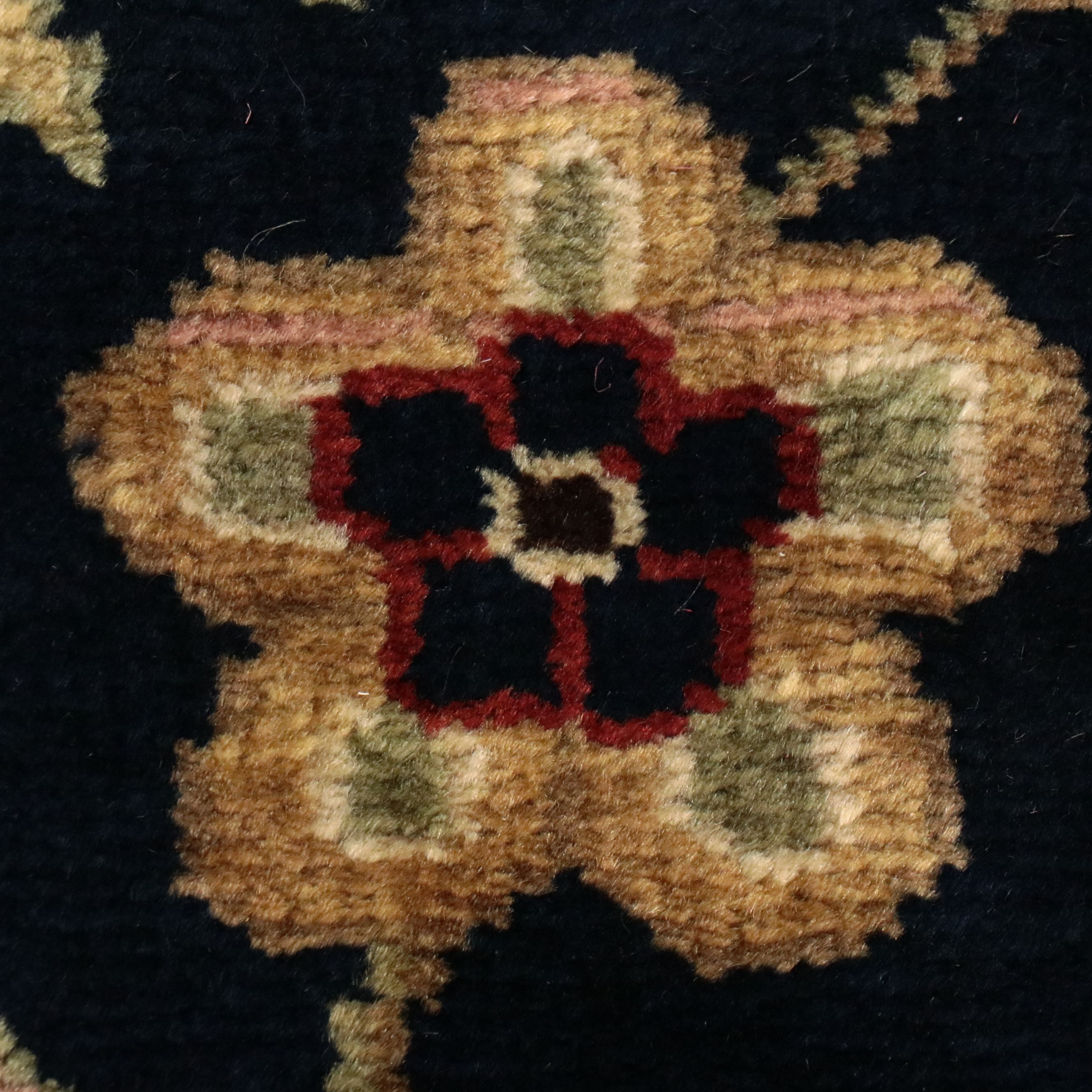 11'8 x 14'8 Hand-Knotted Indian Agra Room-Sized Rug