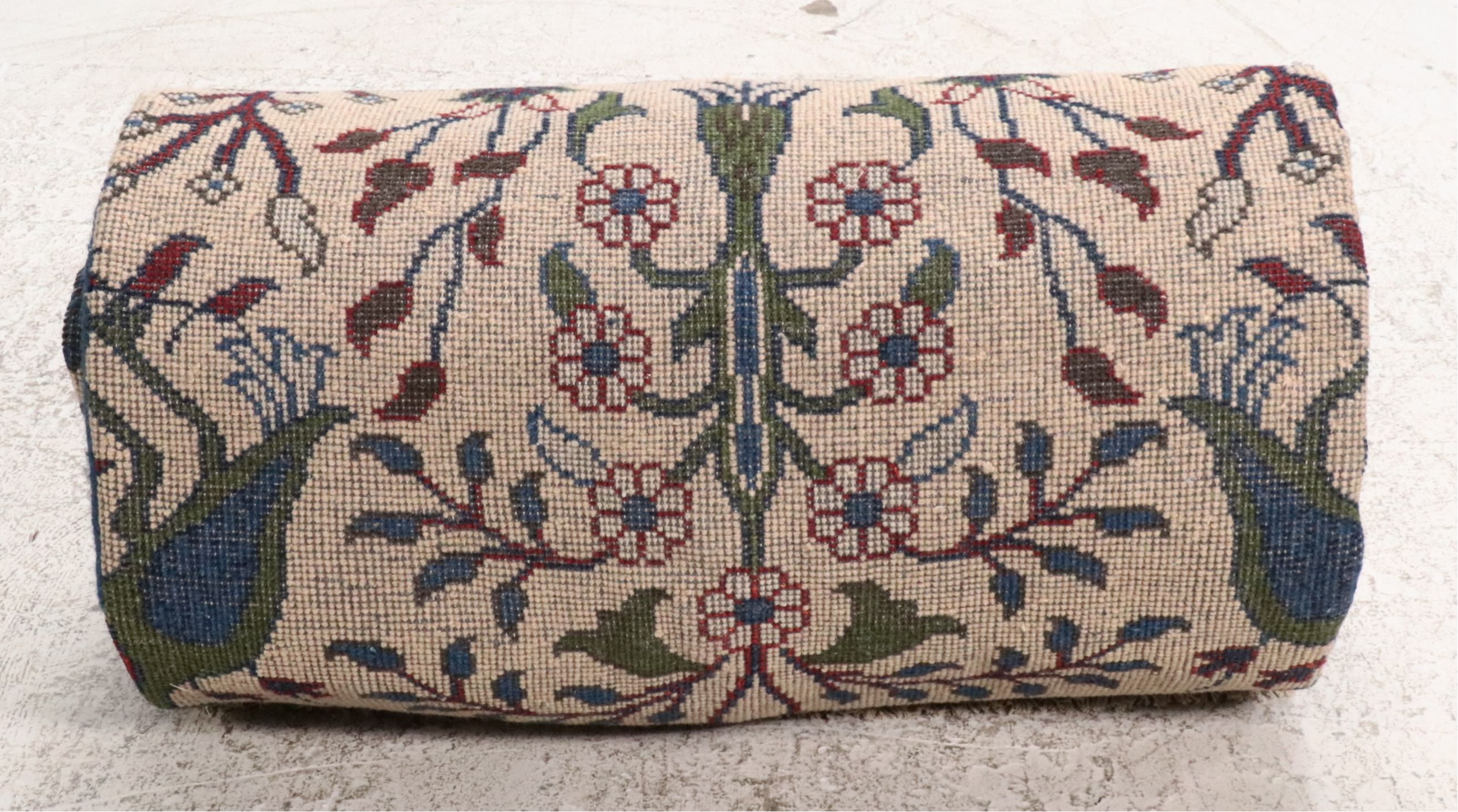 9'8 x 13'10 Hand-Knotted Indo-Persian Ziegler Pictorial Room-Sized Rug