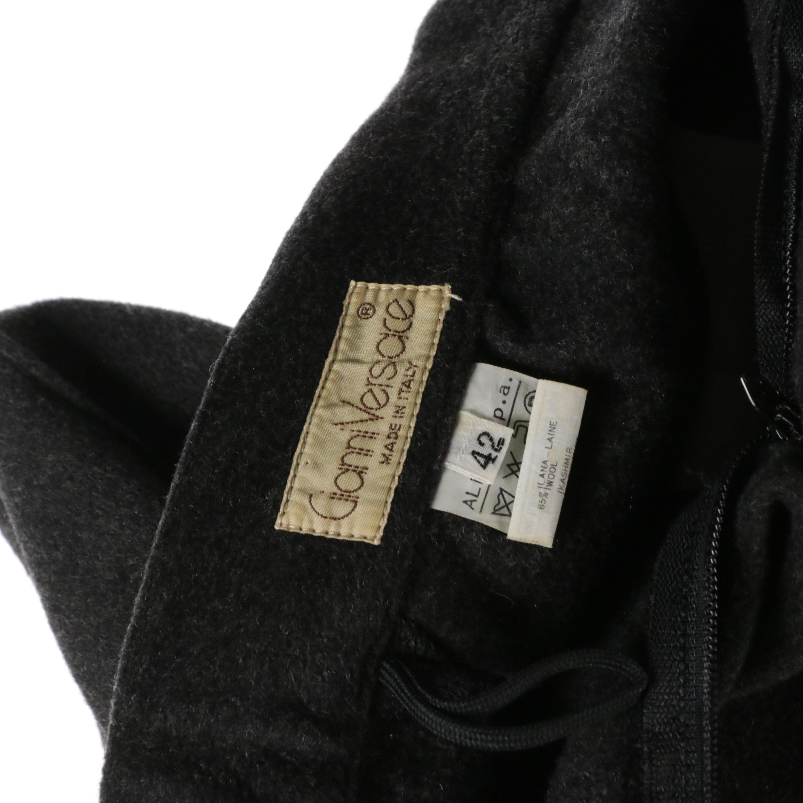 Gianni Versace Vintage Charcoal Grey Wool and Cashmere Knee-Length Skirt