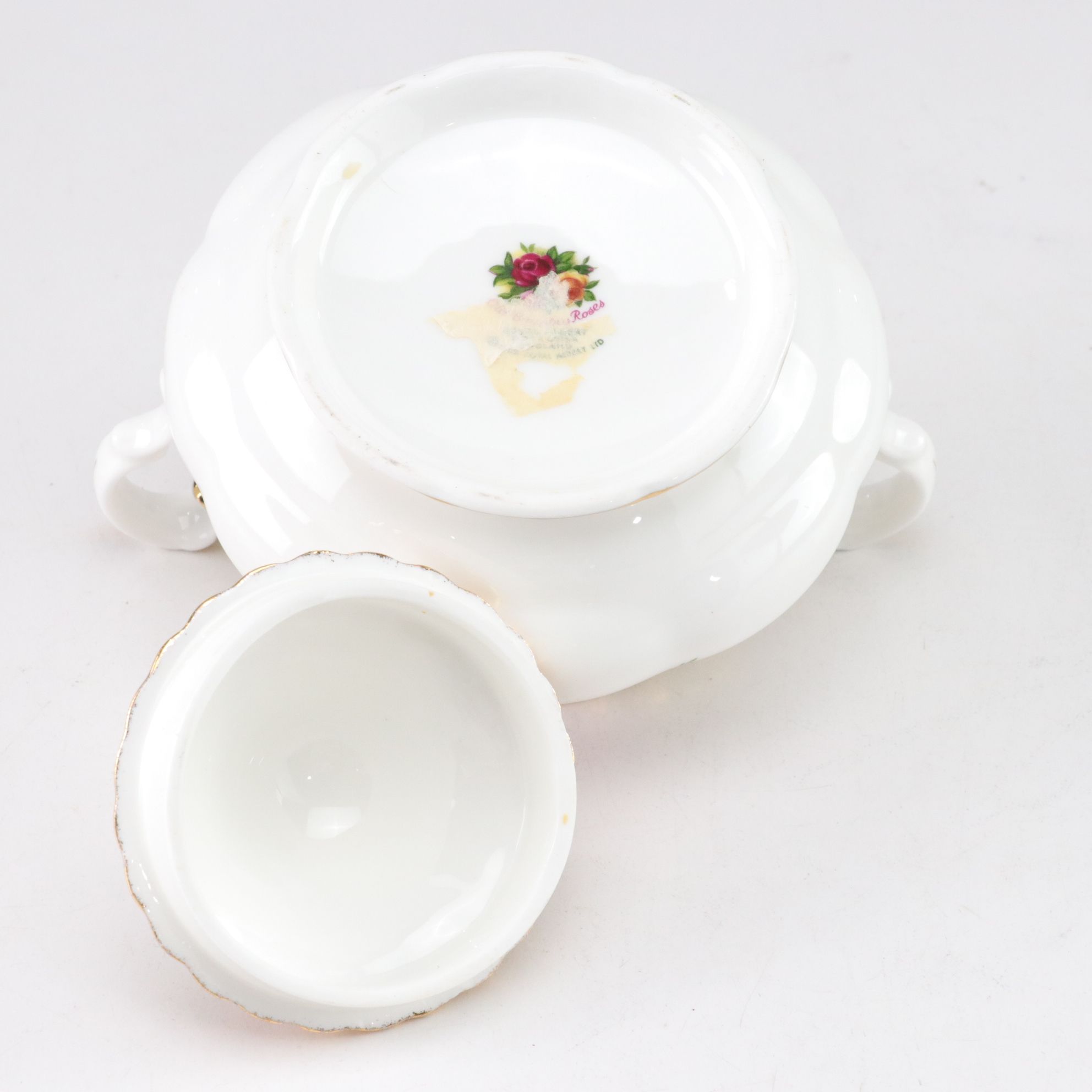 Royal Albert "Old Country Roses" Gilt Porcelain Dinnerware Set for Eight