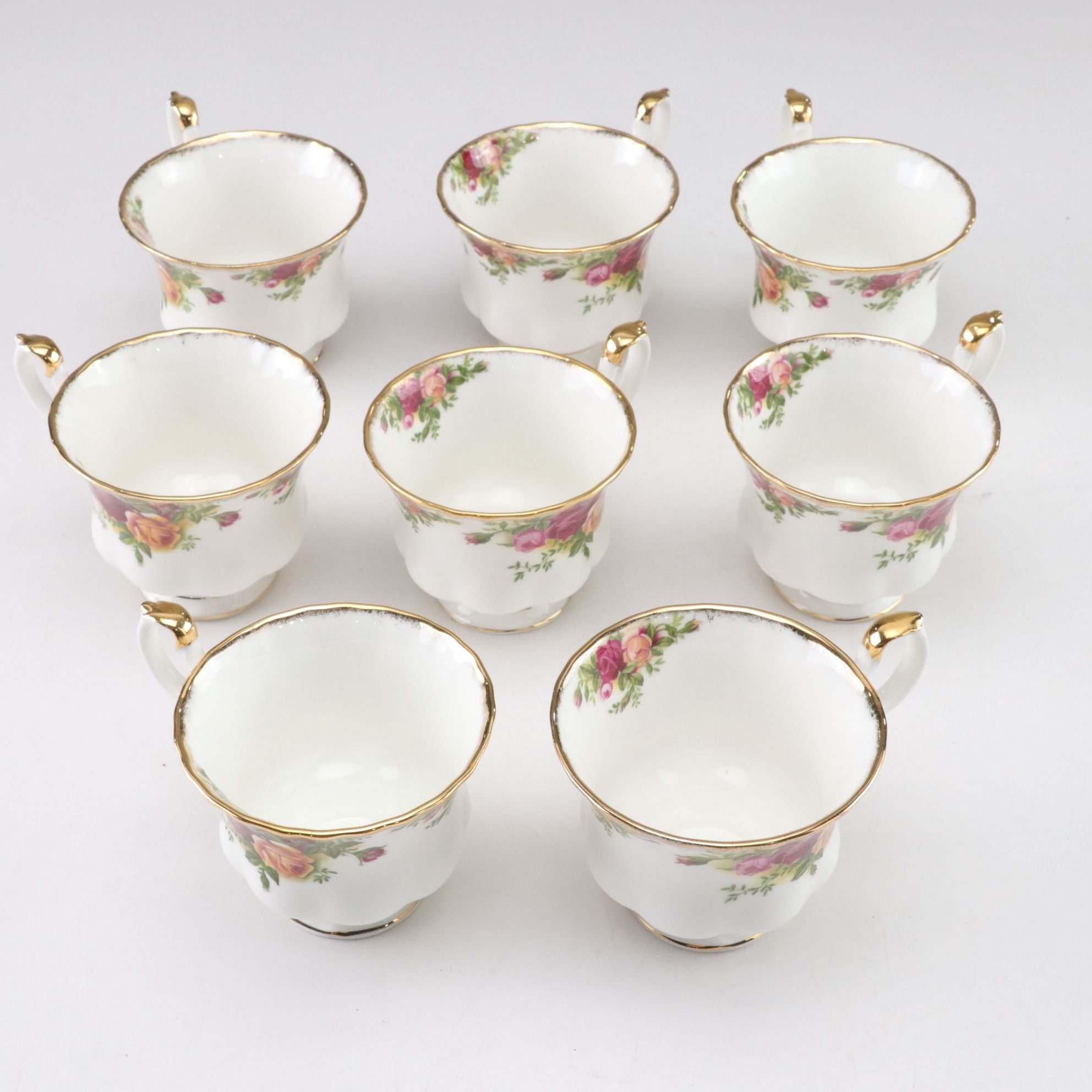 Royal Albert "Old Country Roses" Gilt Porcelain Dinnerware Set for Eight
