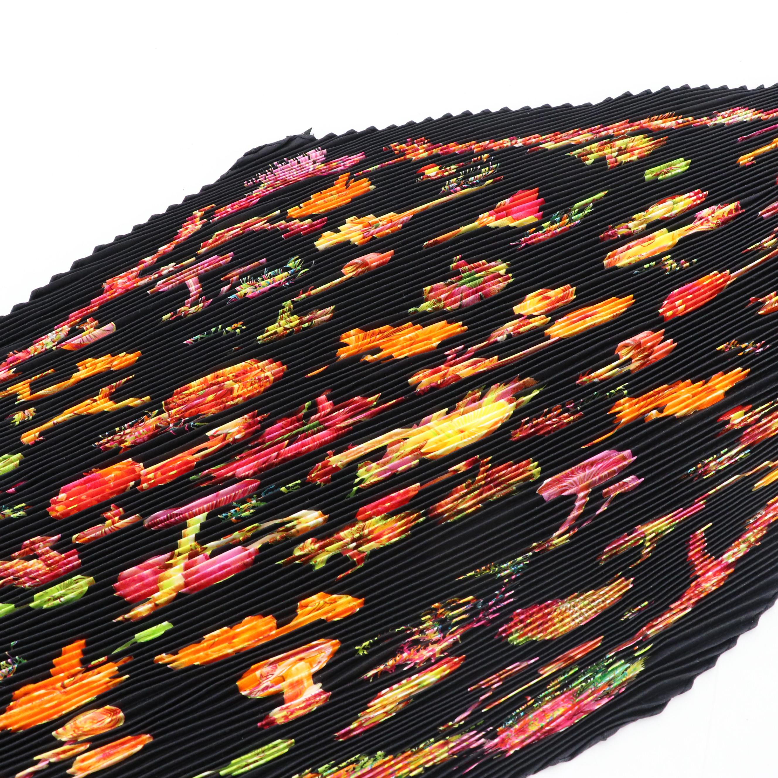 Hermès "Champignons"  Silk Twill Plissé Scarf in Box