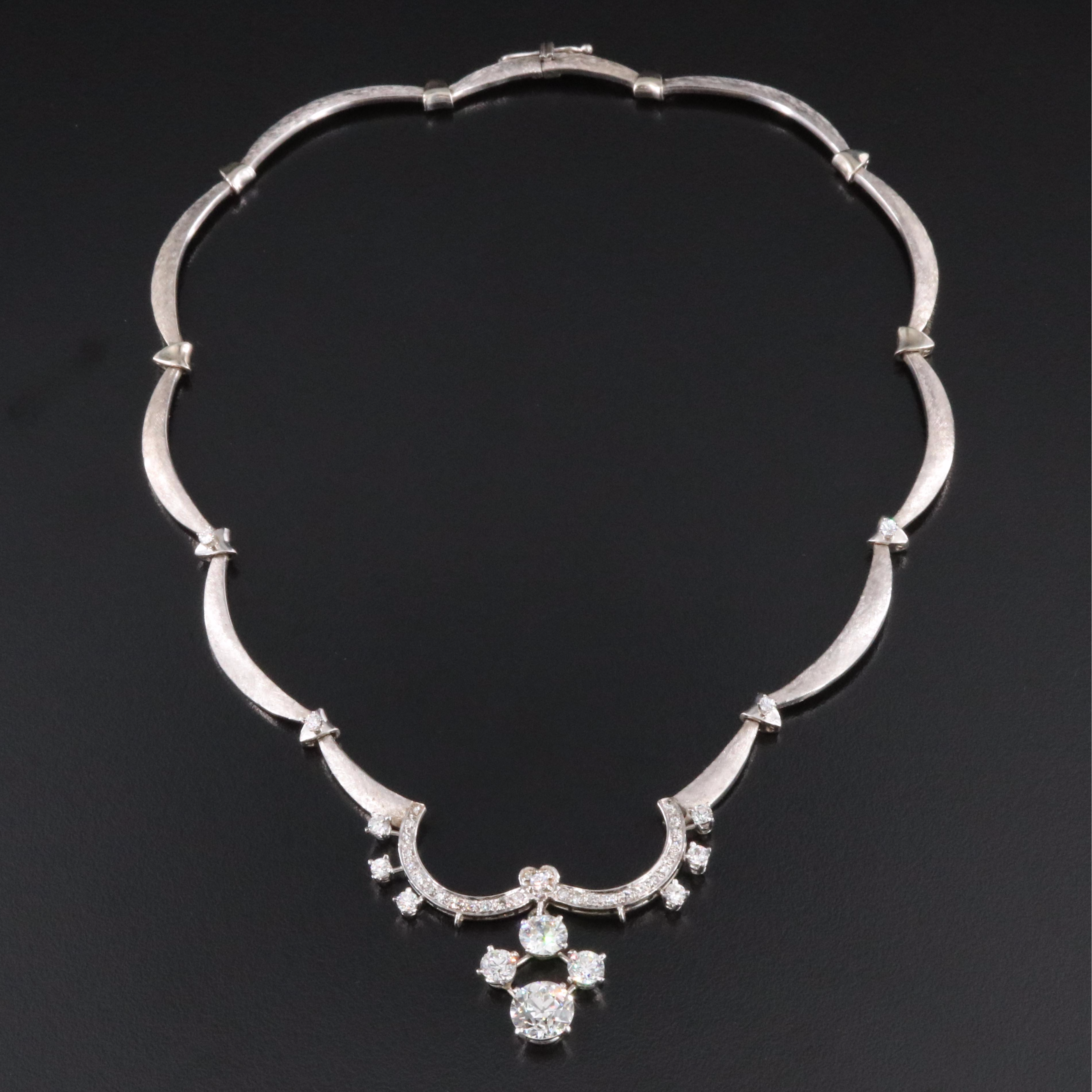 1940s 14K 6.55 CTW Diamond Cinched Necklace with Platinum Drop Settings