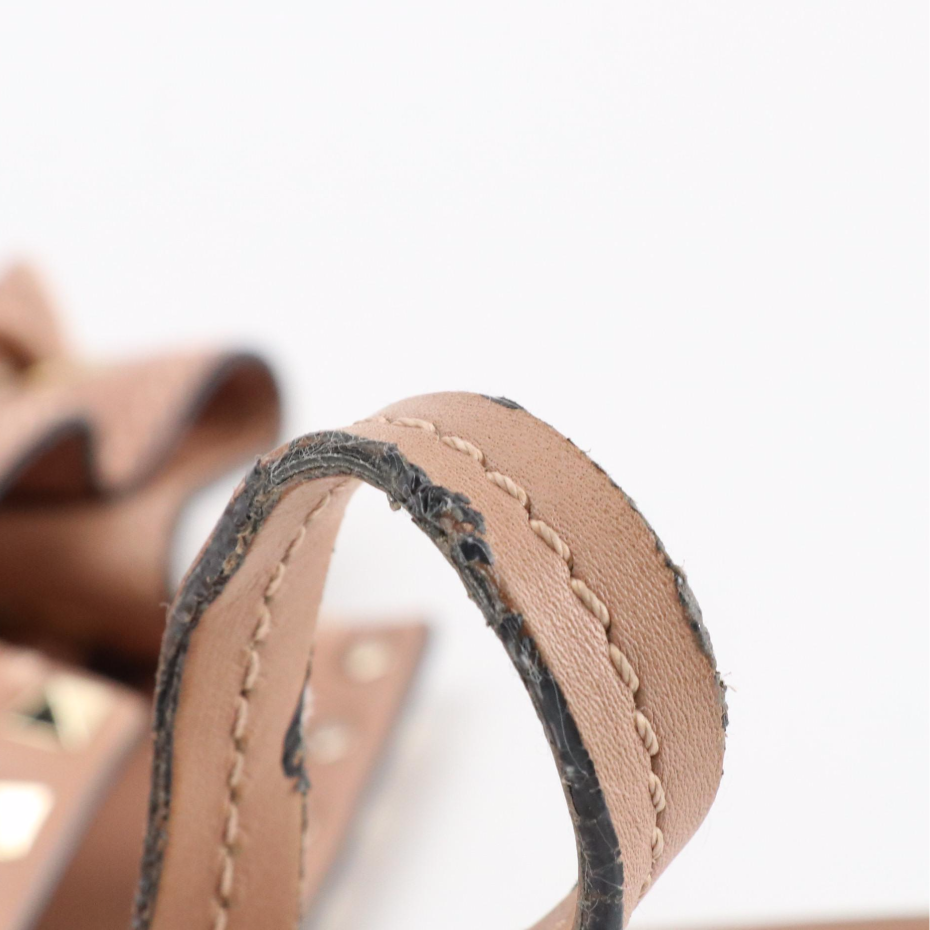 Valentino Garavani Rockstud Drawstring Tote in Beige Calfskin Leather