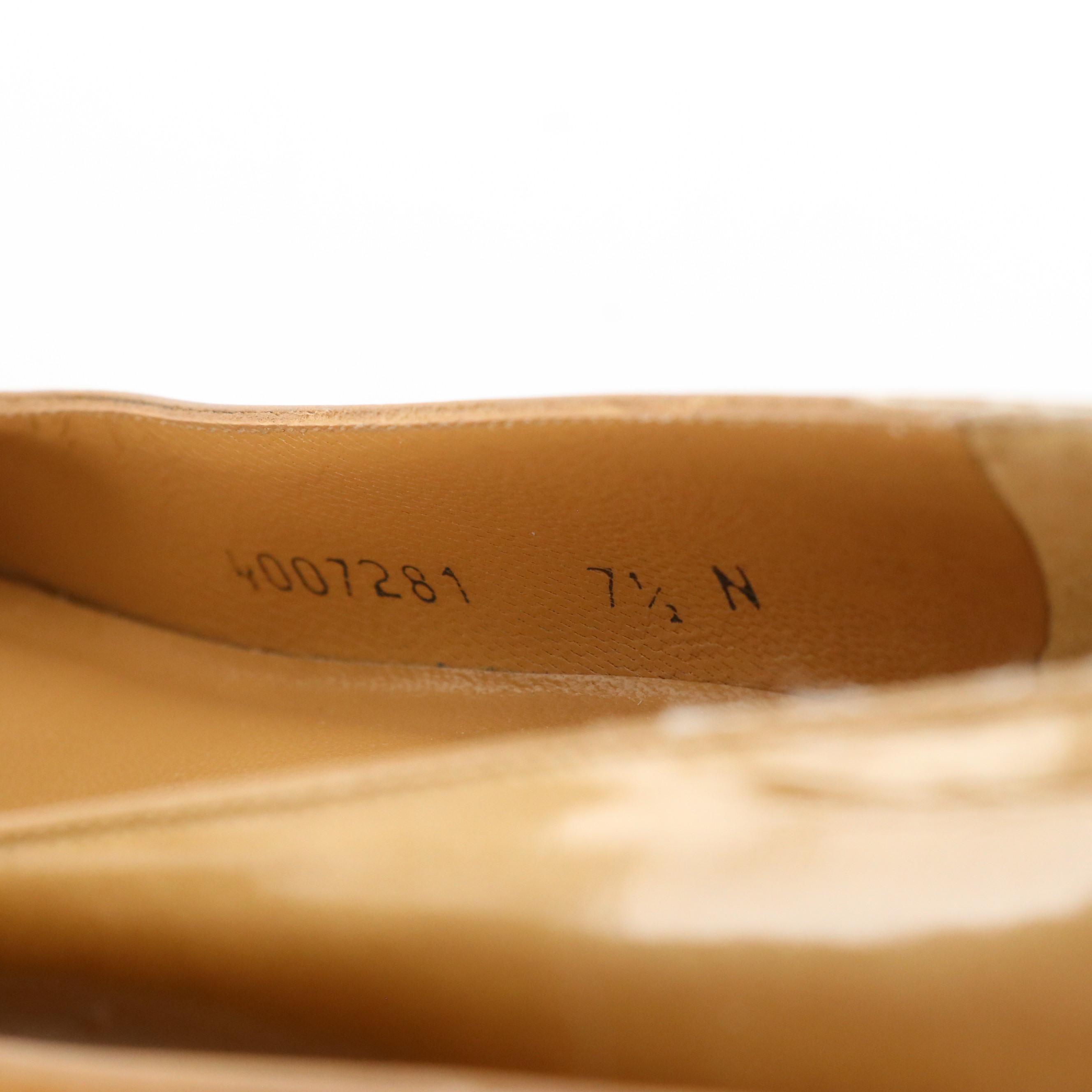 Ros Hommerson White Leather and Stuart Weitzman Beige Patent Leather Heels W Box