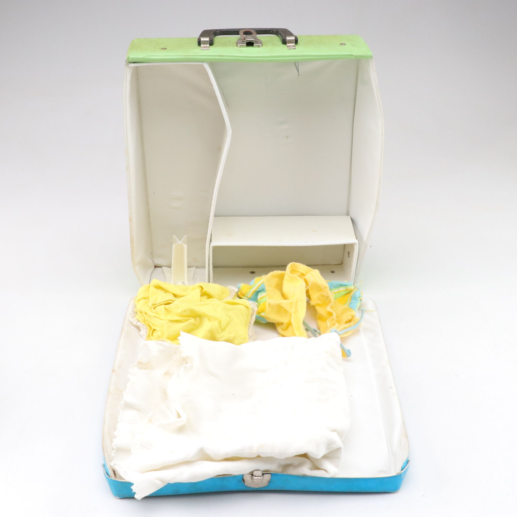 Mattel Barbie Goin' Camping Breezy Buggy with "The World of Barbie" Case & More