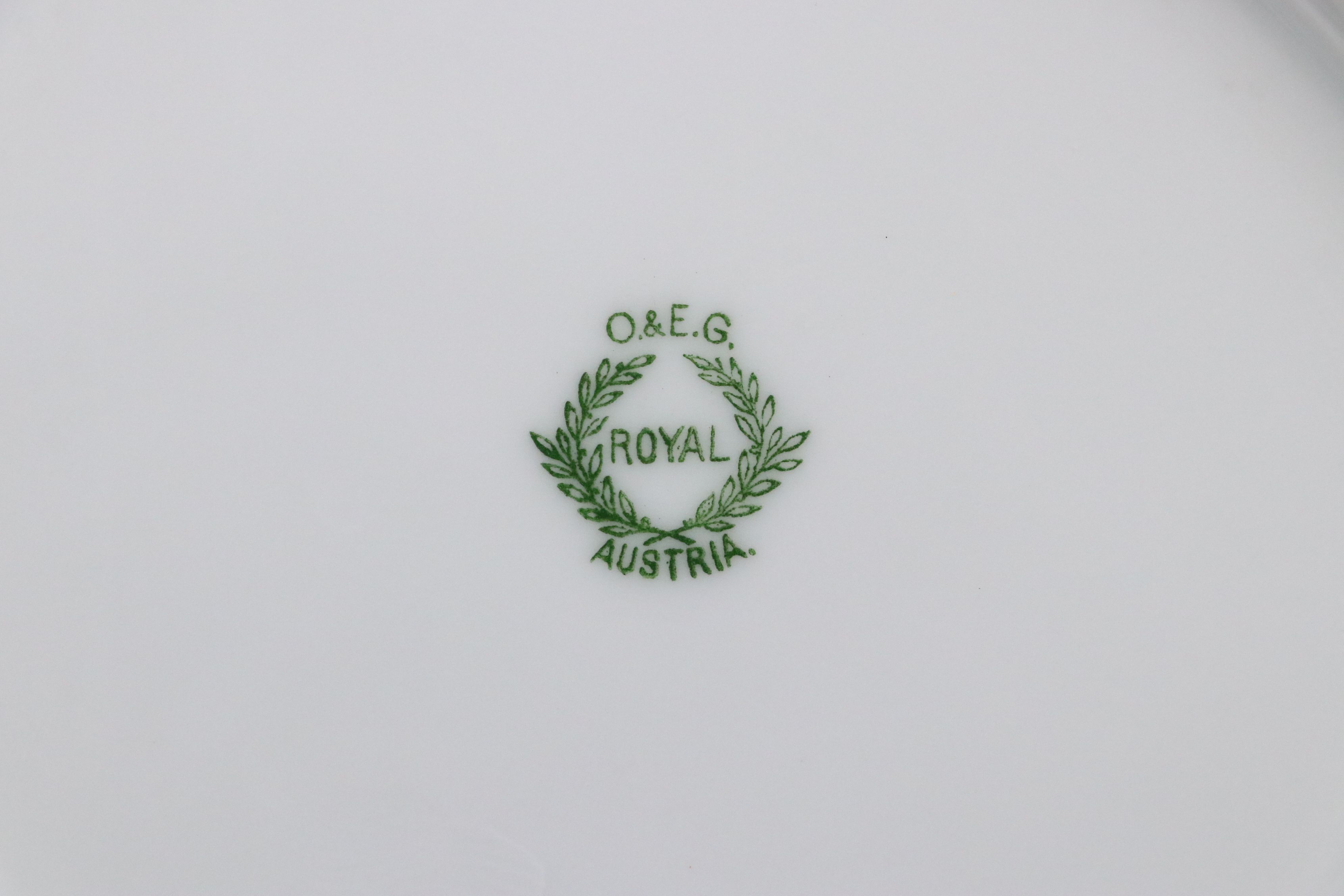 Oscar & Edgar Gutherz Pink Floral Porcelain Dinnerware