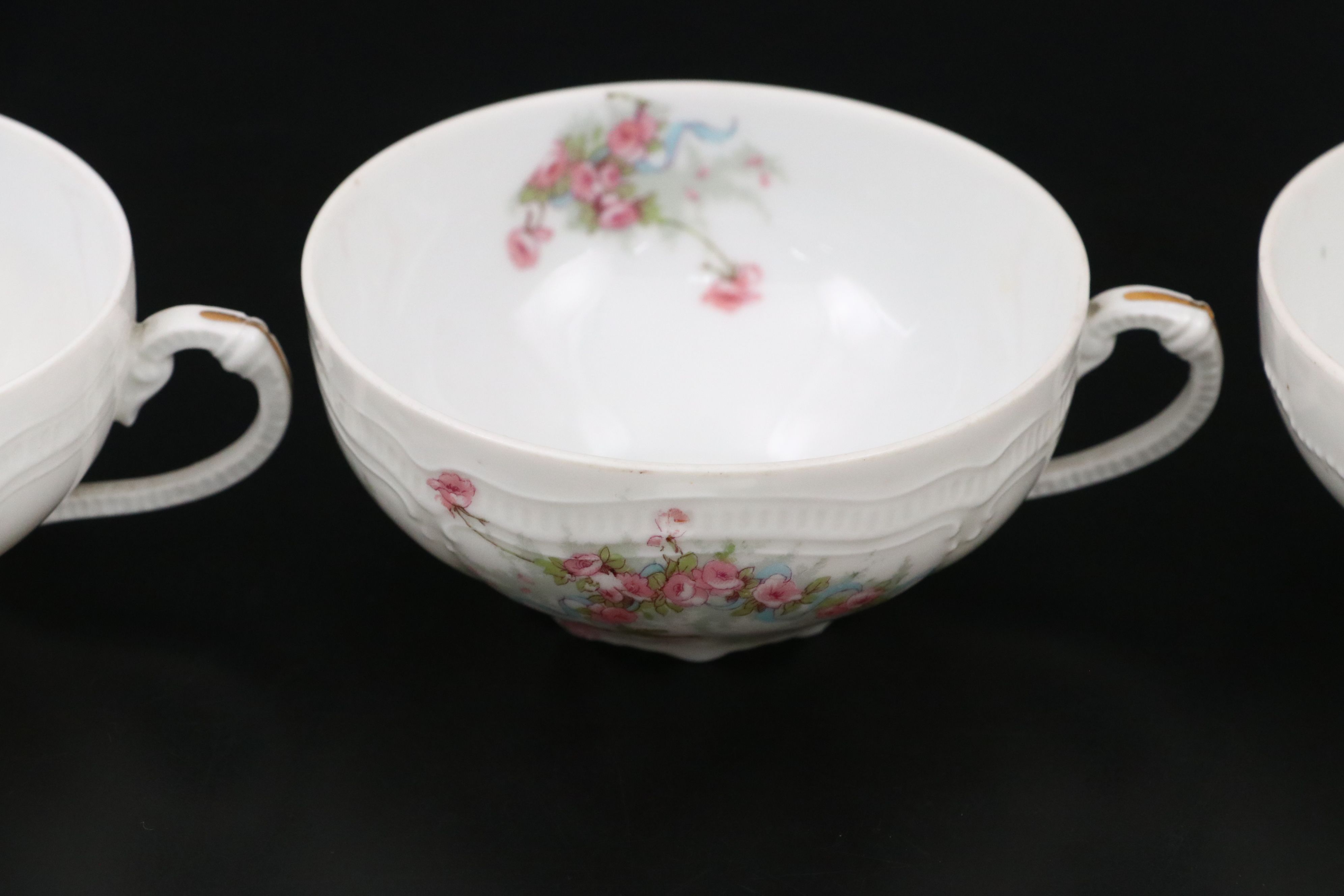 Oscar & Edgar Gutherz Pink Floral Porcelain Dinnerware