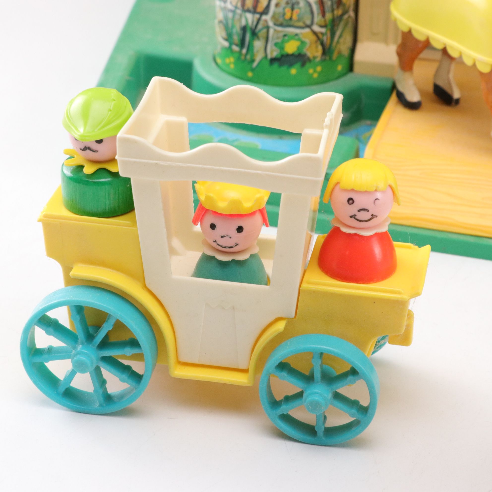 Fisher-Price Castle Playset with Mattel Dancing Scarecrow
