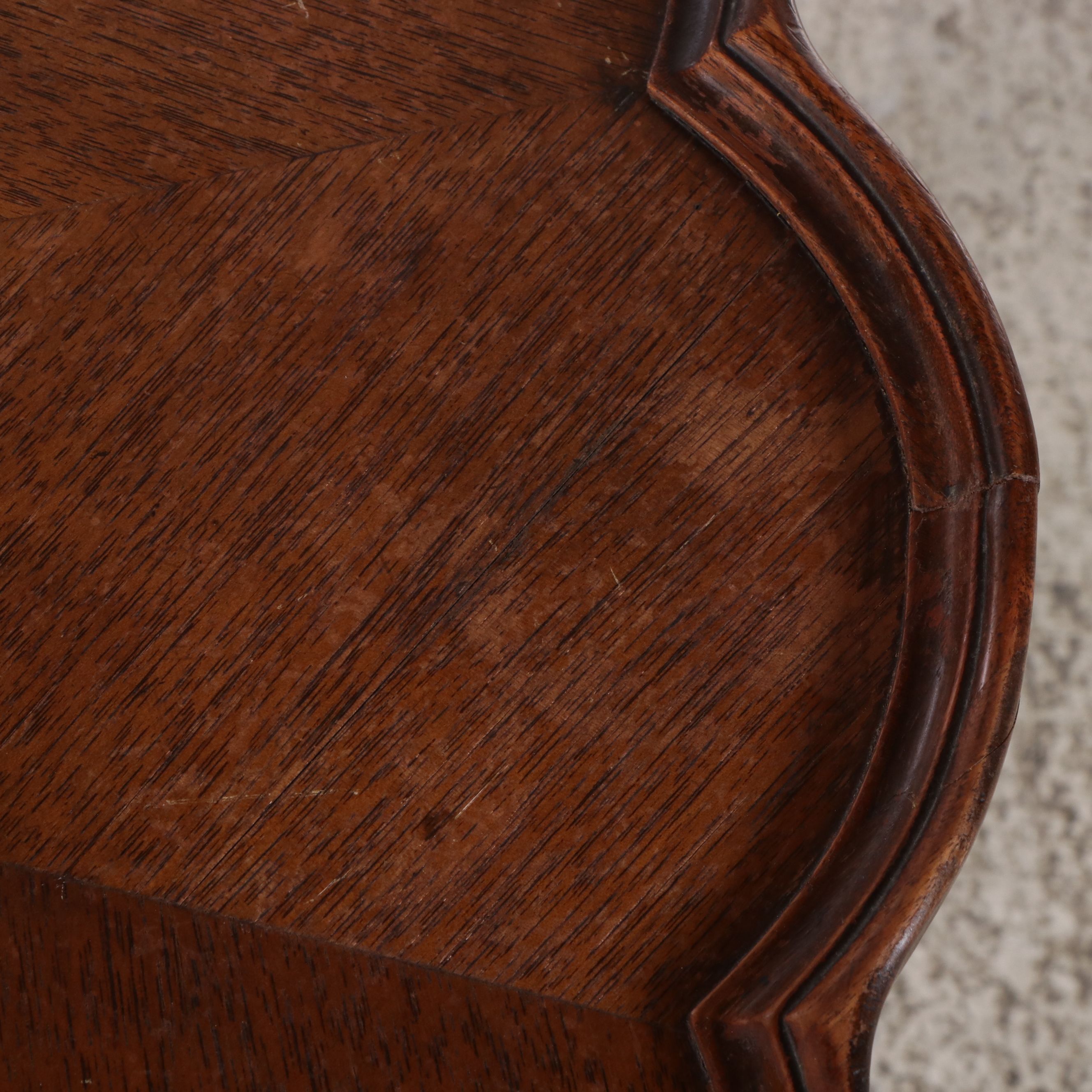 Federal Style Mahogany Pie Crust Table, Mid-20th Century