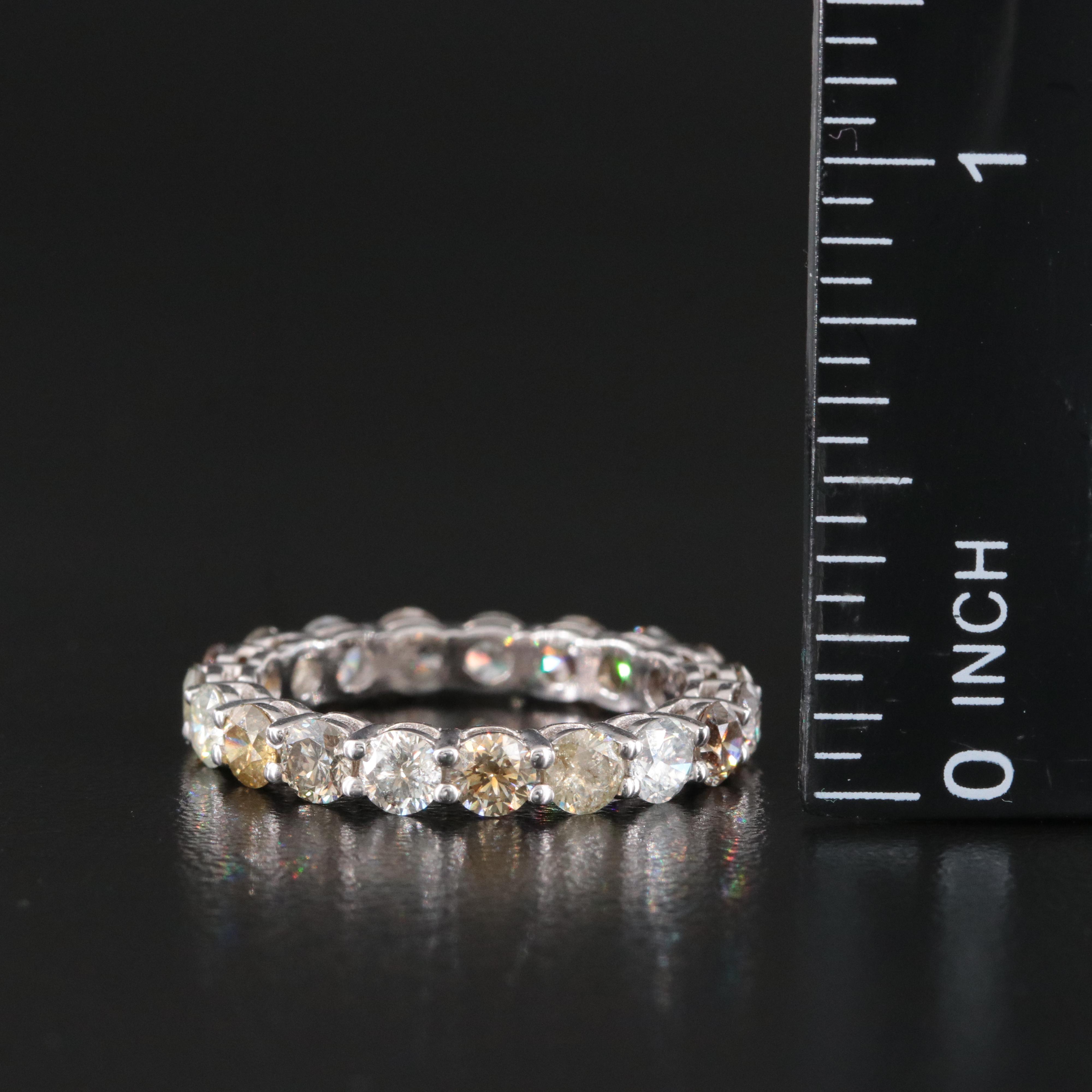 18K 3.10 CTW Fancy Diamond Eternity Ring with IGI Jewelry Report