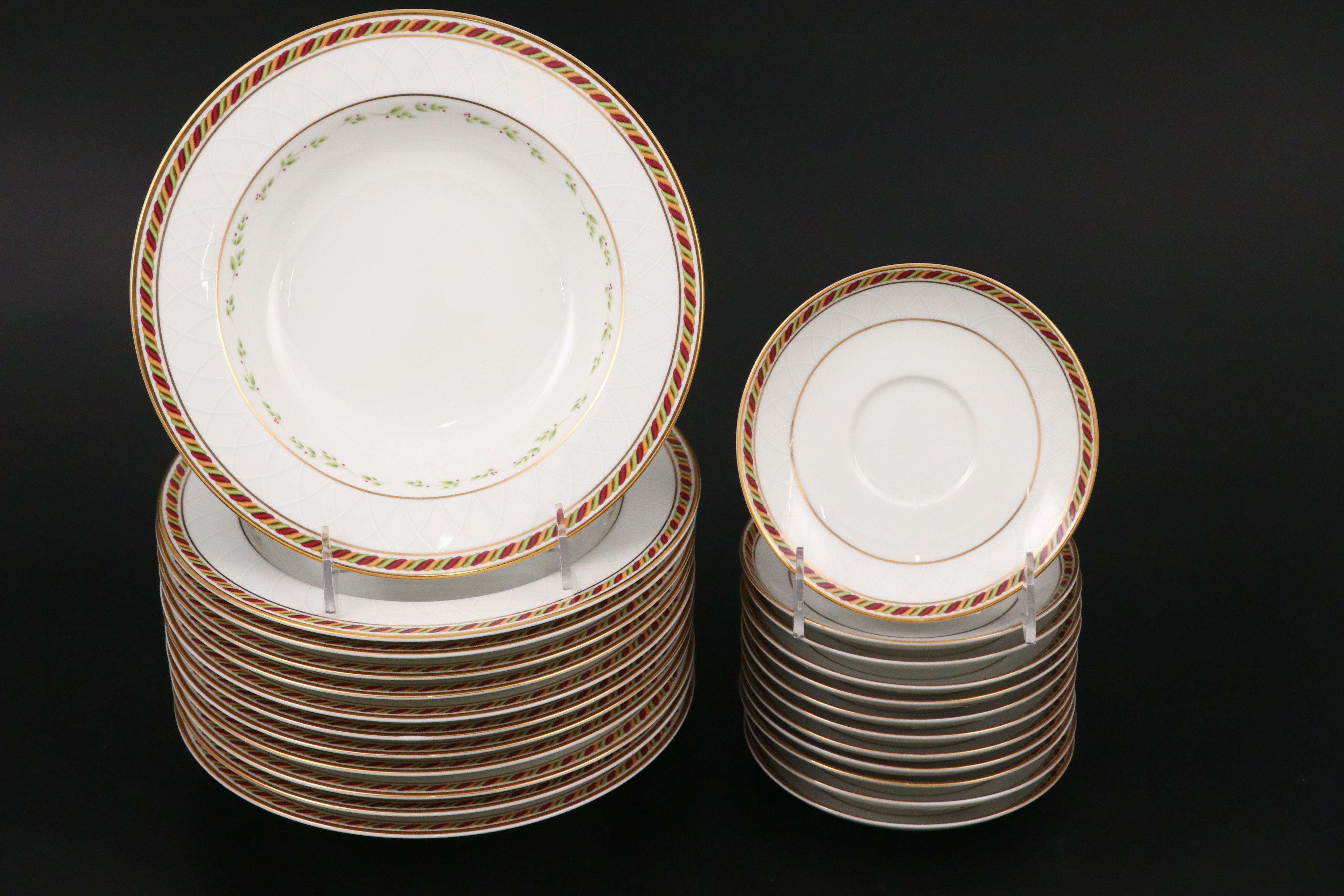 Royal Albert "Seasons of Colour White" Ceramic Dinnerware