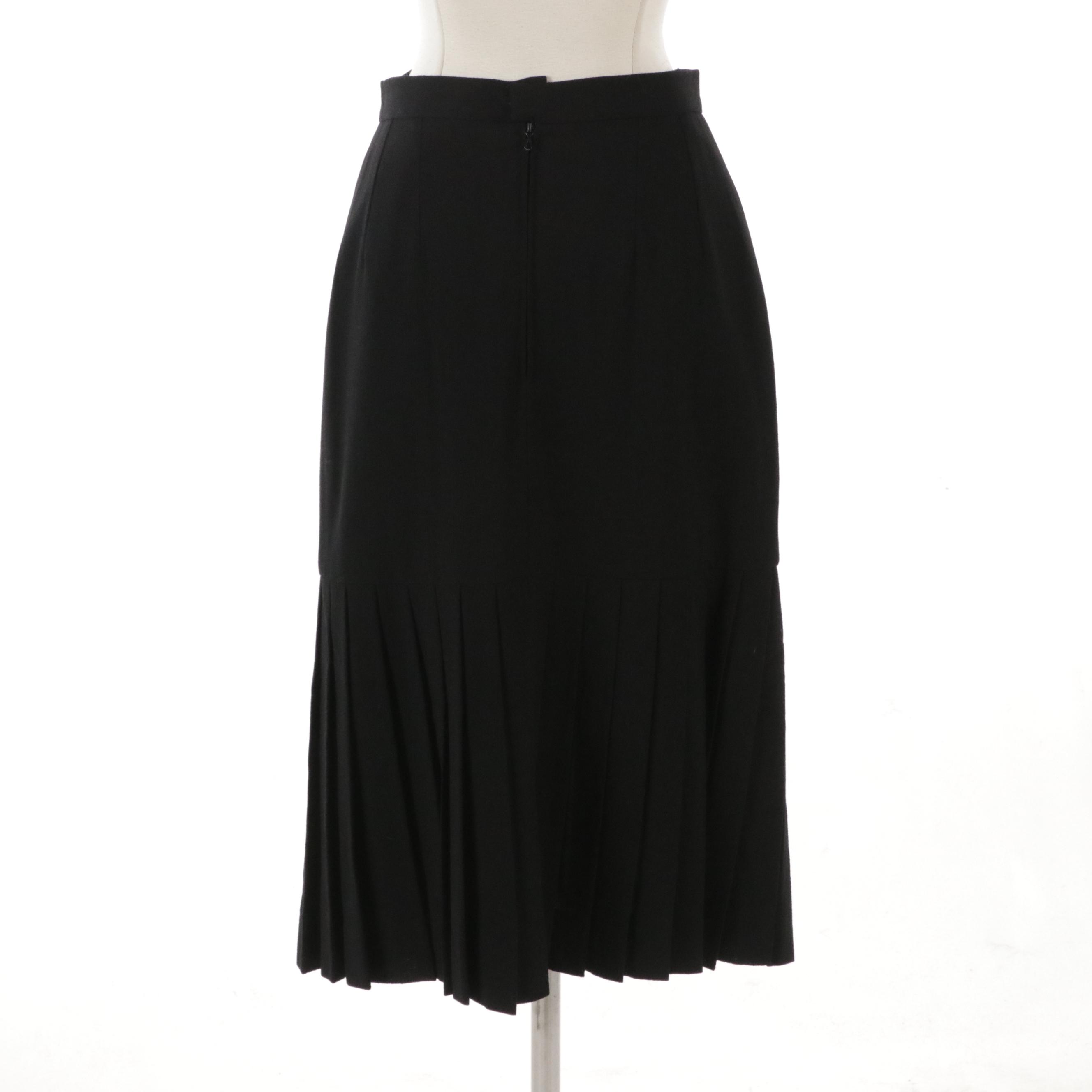 Chanel Boutique Black Wool Skirt with Pleated Hemline