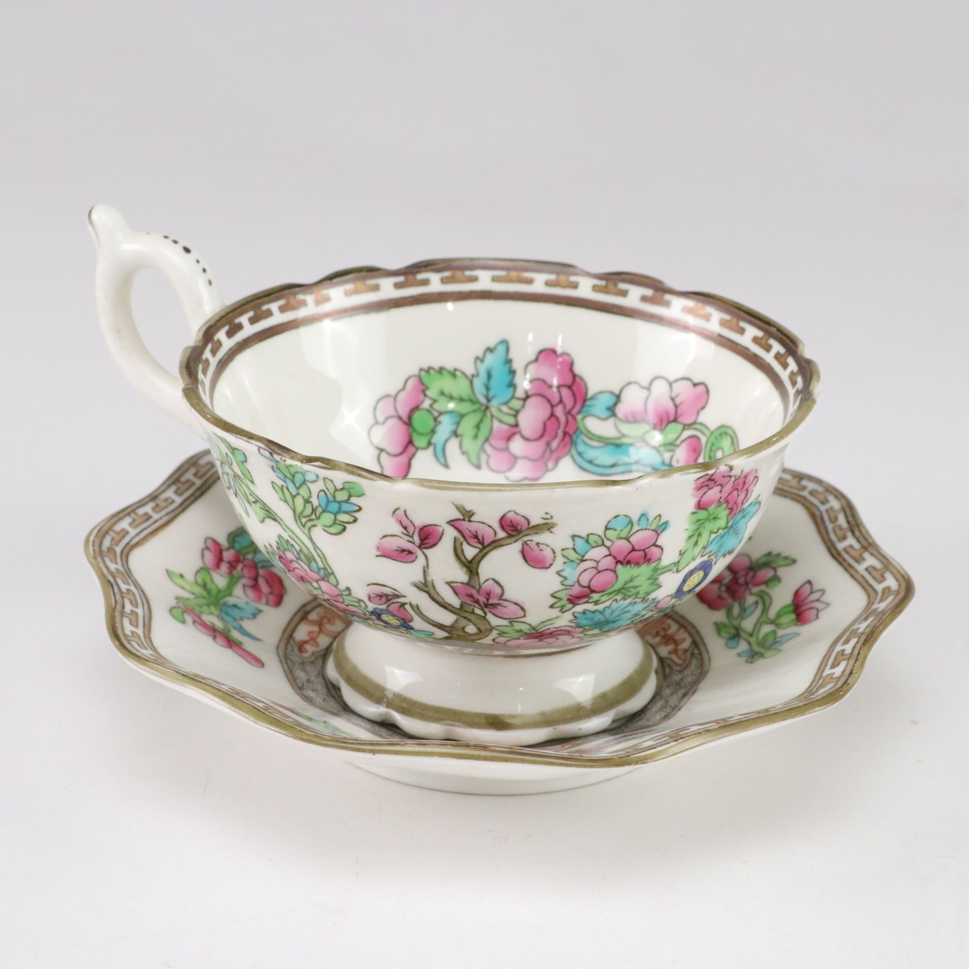 Coalport "Indian Tree" Scalloped Edge Bone China Dinnerware, Early/Mid-20th C.