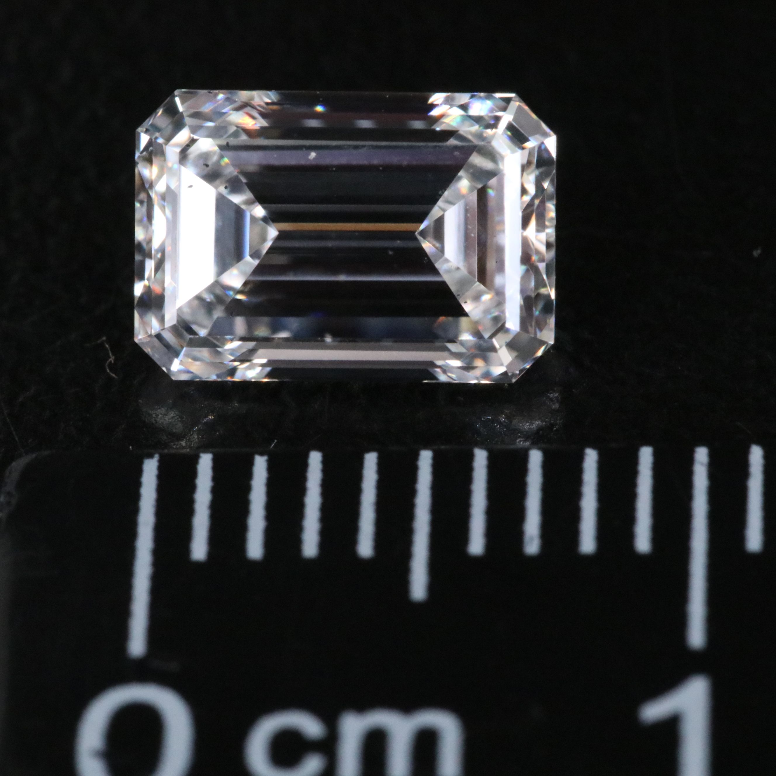 Loose 1.43 CT Lab Grown Diamond with IGI Report