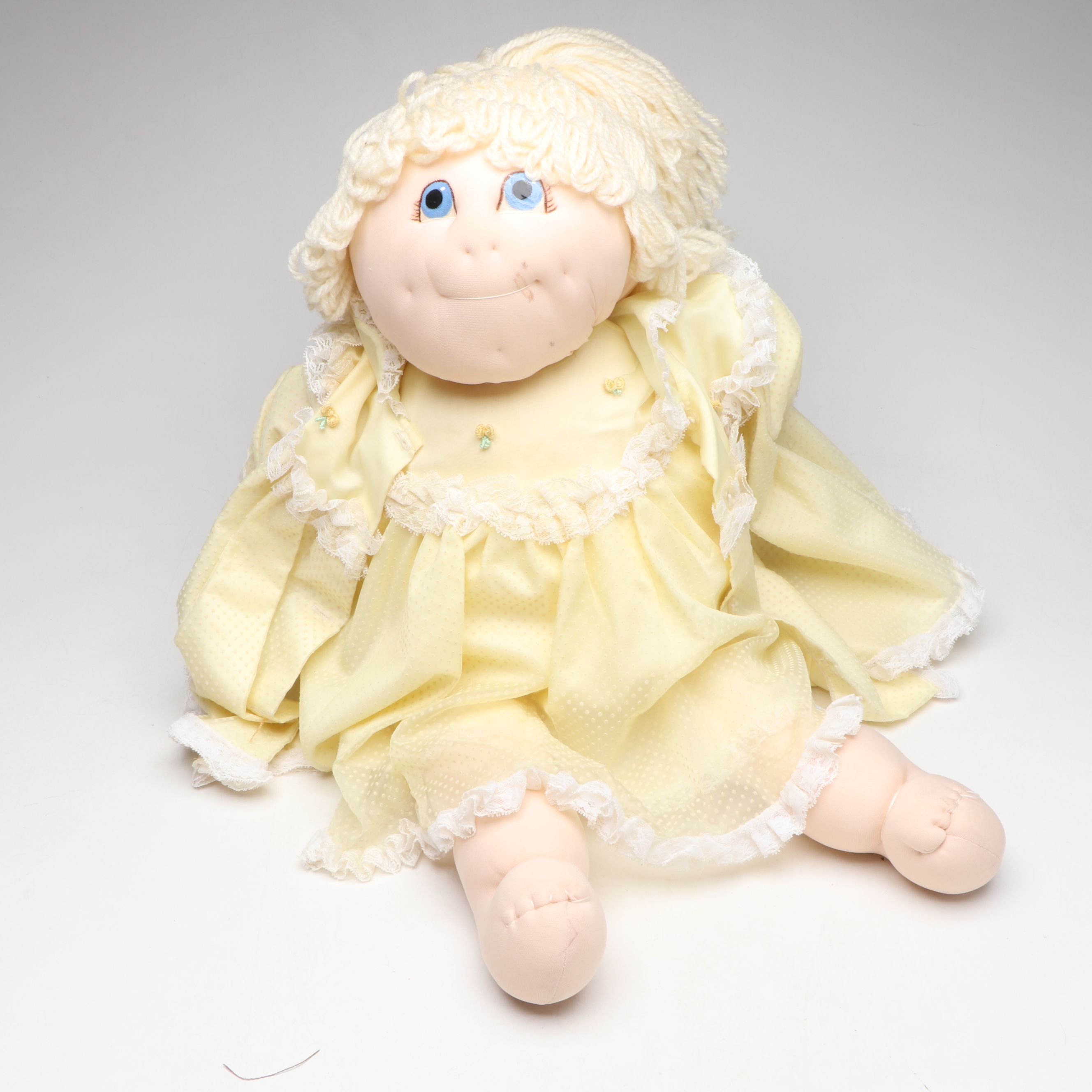 Cabbage Patch Kids "Minette Brianna" with More Cabbage Patch Dolls