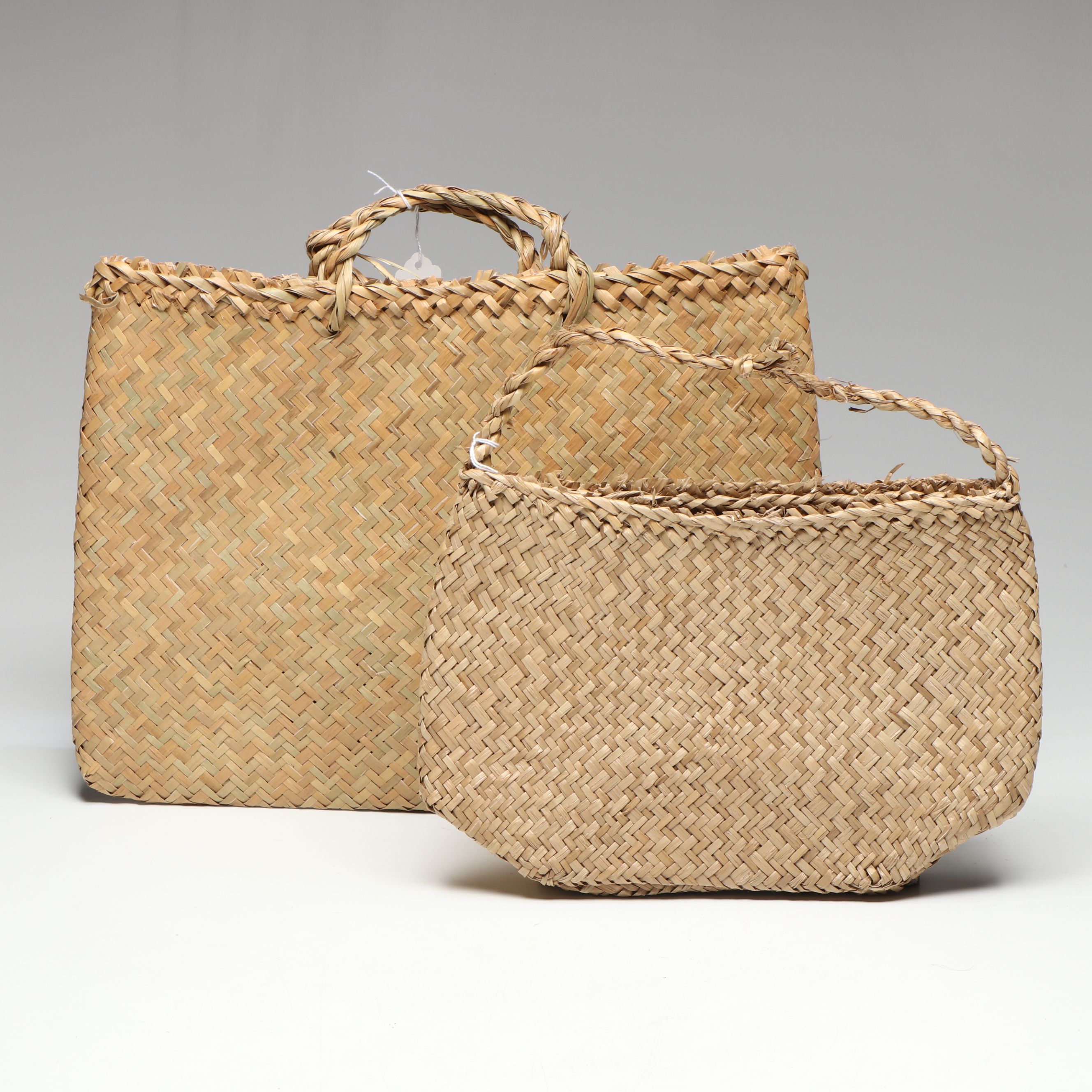 Vietnamese Woven Plant Fiber Basketry Shopping Bags