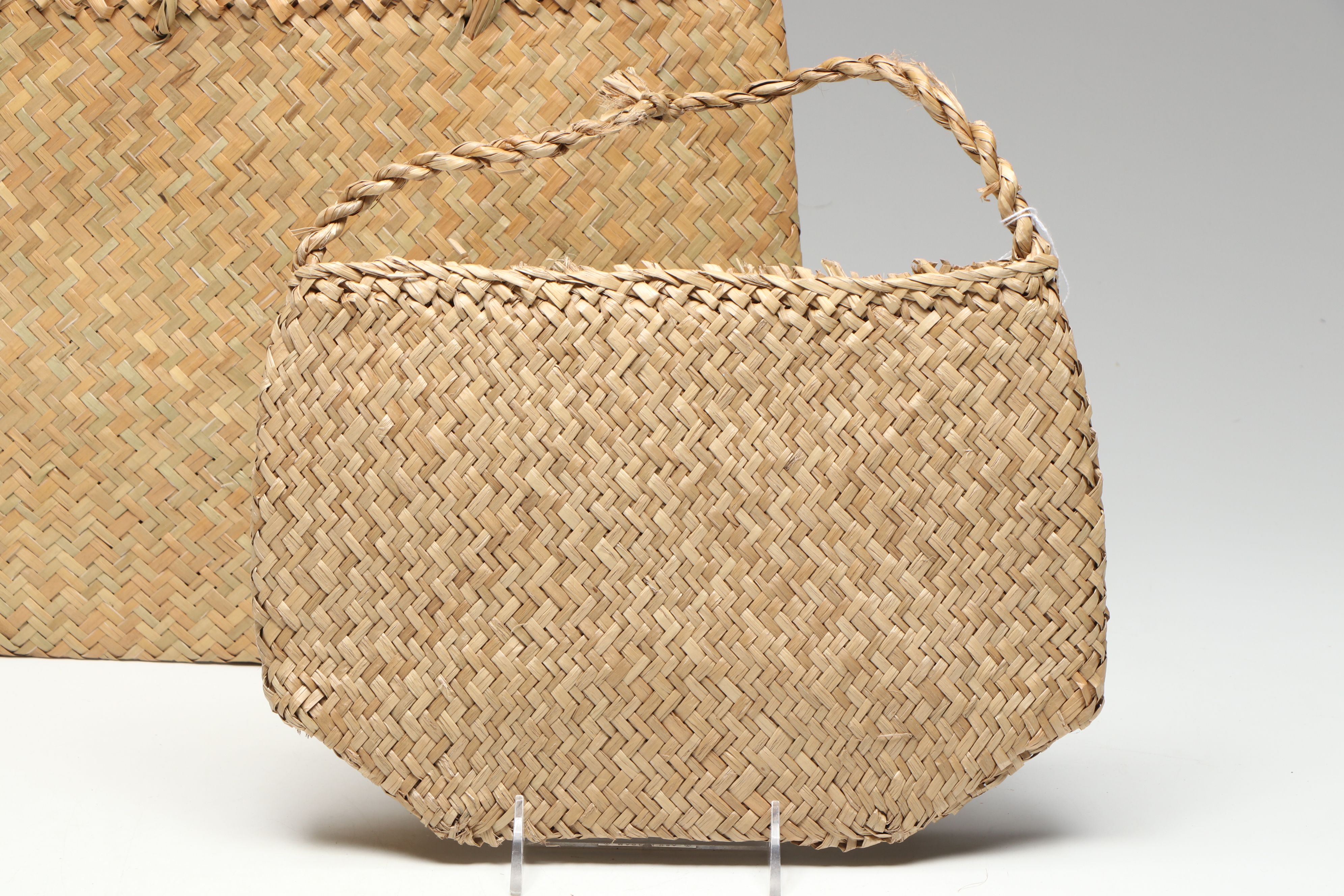 Vietnamese Woven Plant Fiber Basketry Shopping Bags