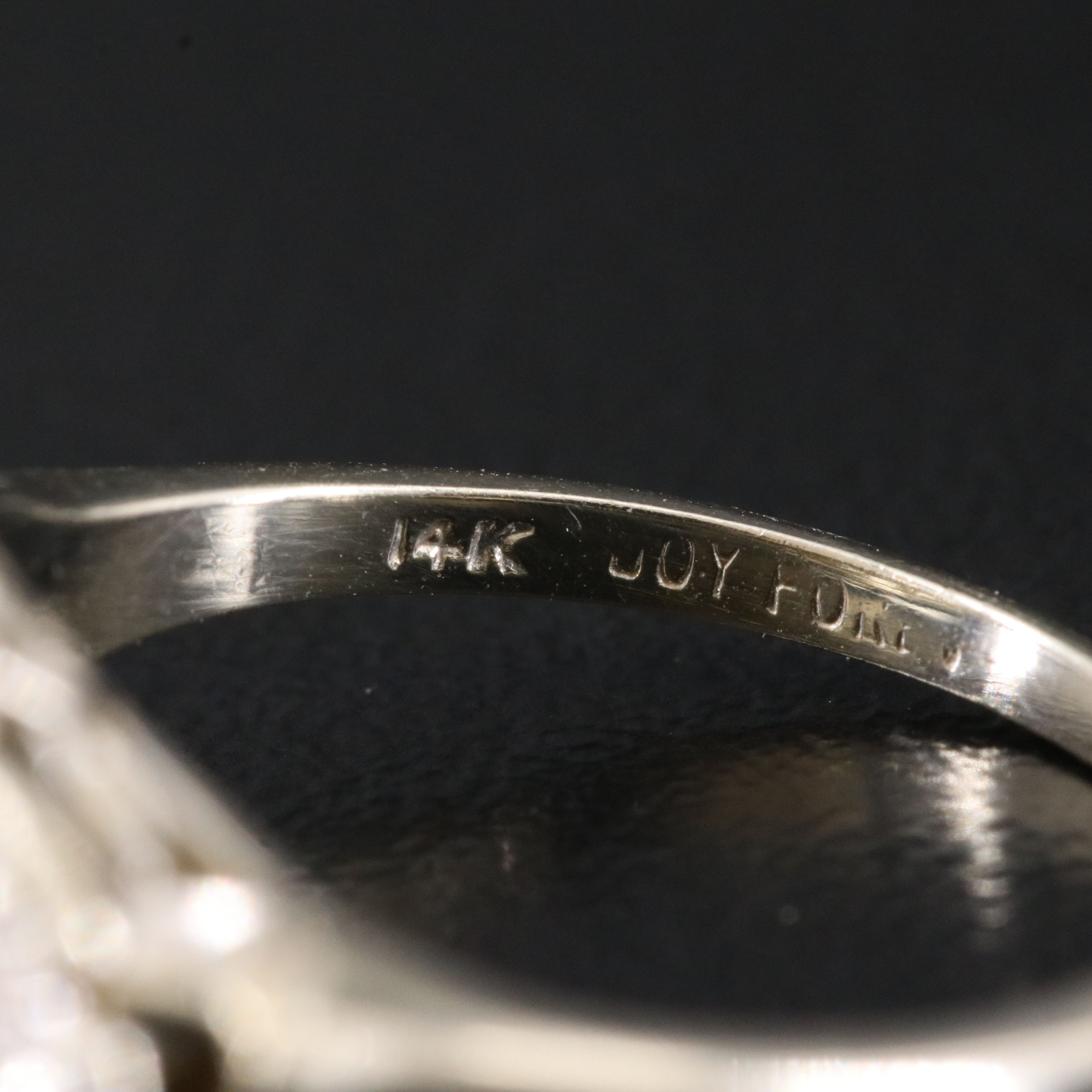 14K 0.24 CTW Diamond Ring