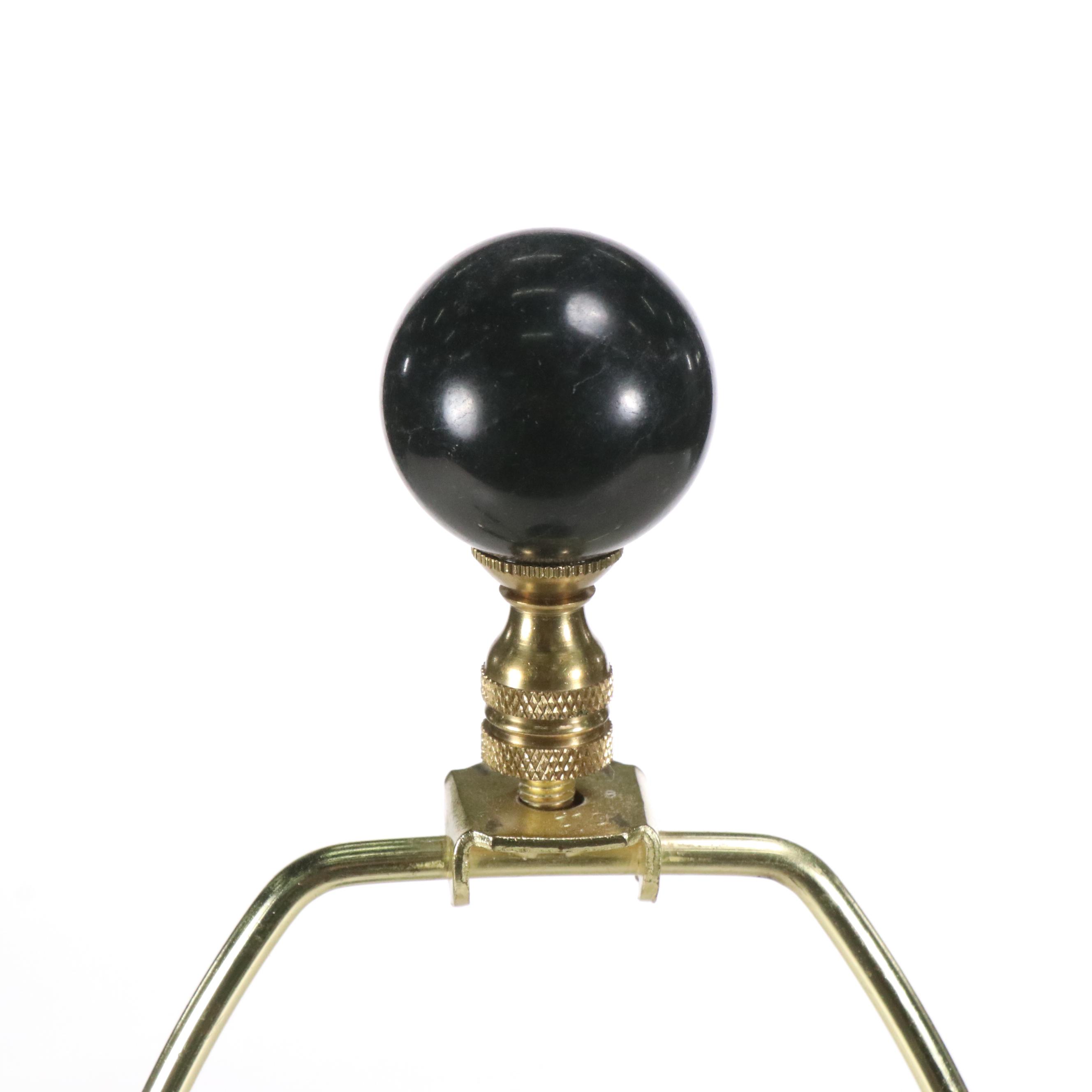 Chinese Porcelain Hand-Painted Urn Table Lamp