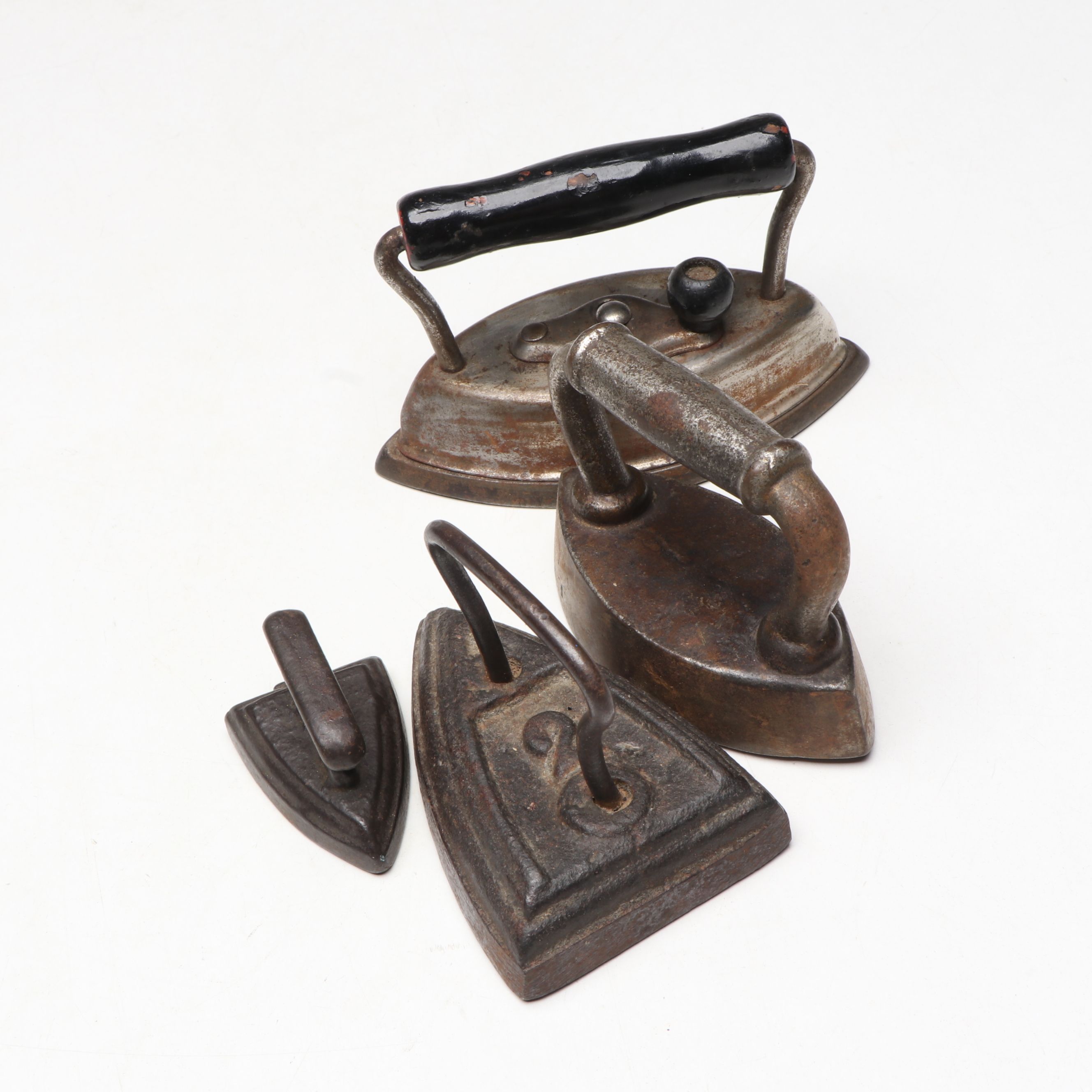 Ertl "Entenmann's" Diecast Model with Cast Iron Miniature Stove and Other Décor