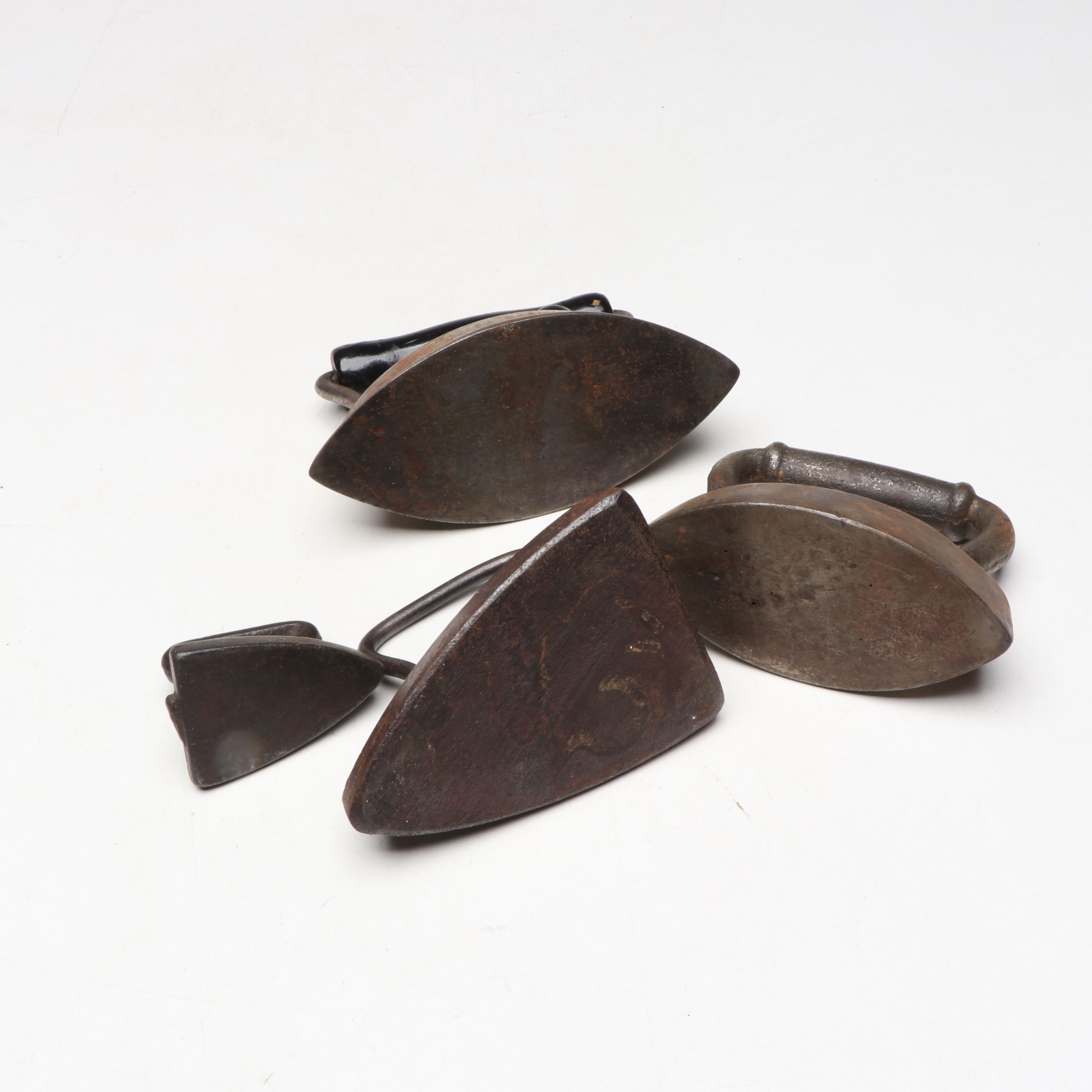 Ertl "Entenmann's" Diecast Model with Cast Iron Miniature Stove and Other Décor