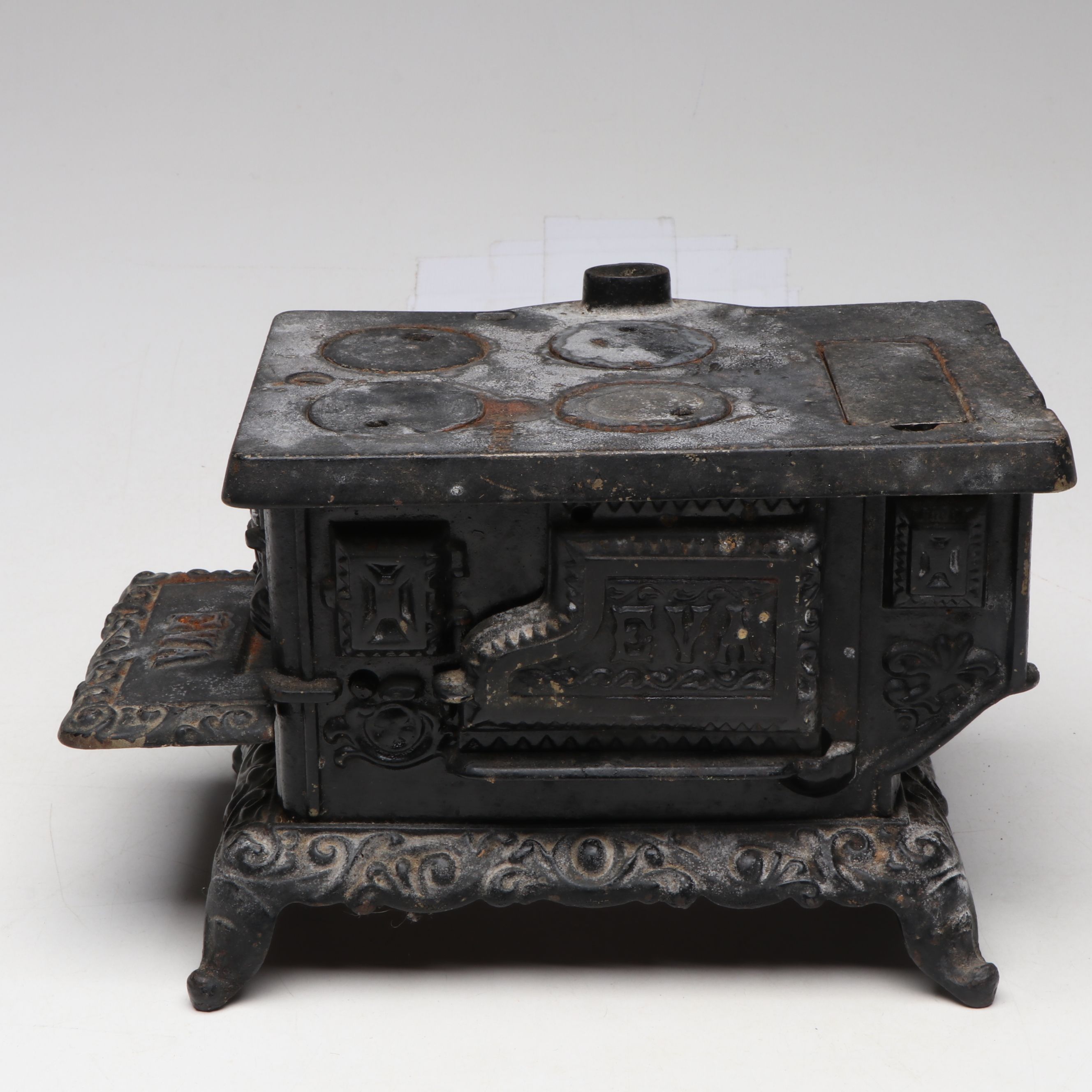 Ertl "Entenmann's" Diecast Model with Cast Iron Miniature Stove and Other Décor