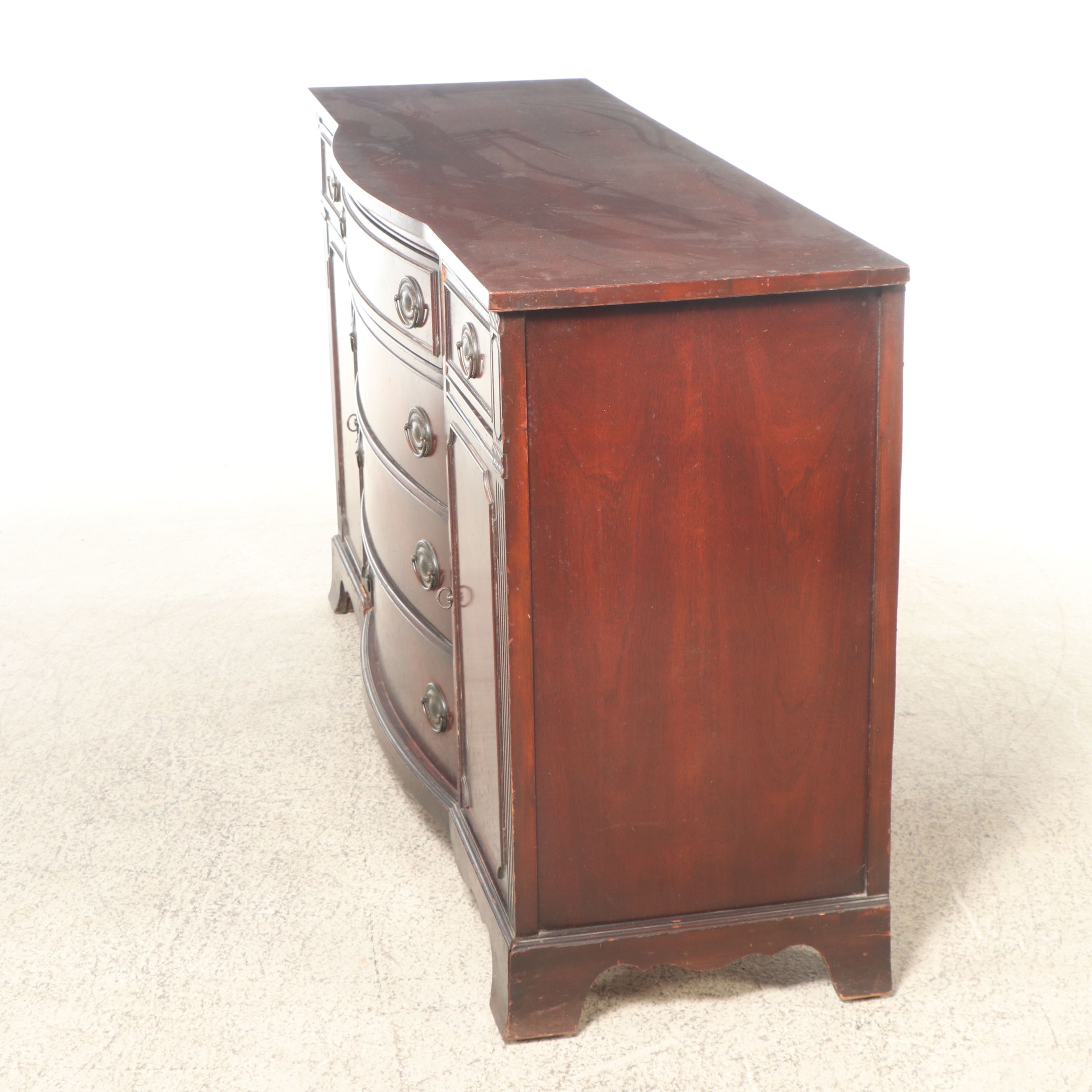 Duncan Phyfe Style Mahogany Bow-Front Buffet, Mid-20th Century