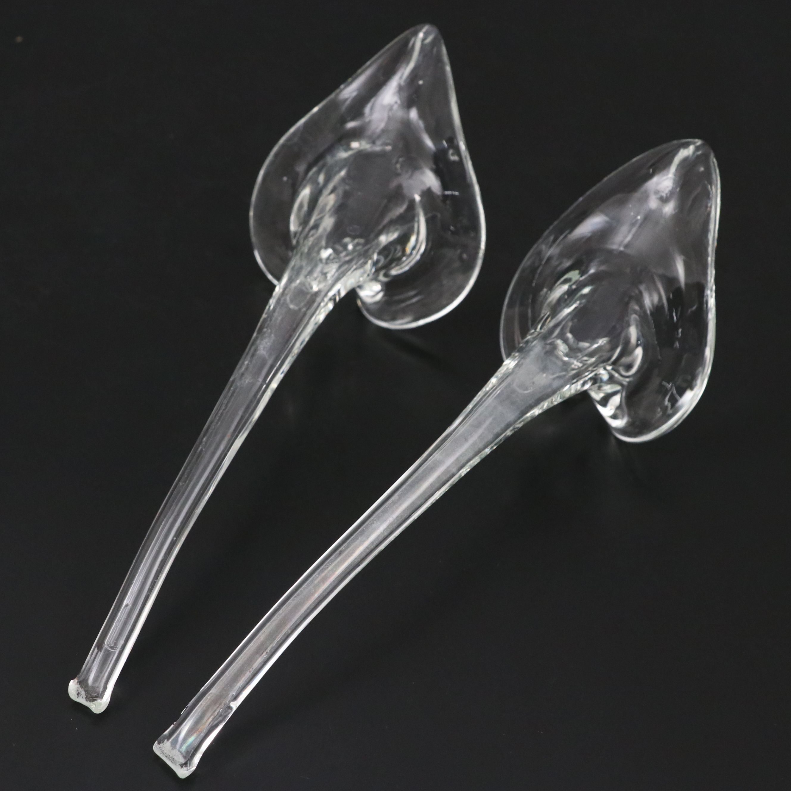 Art Vannes Crystal Vase with Crystal Vase and Lilies