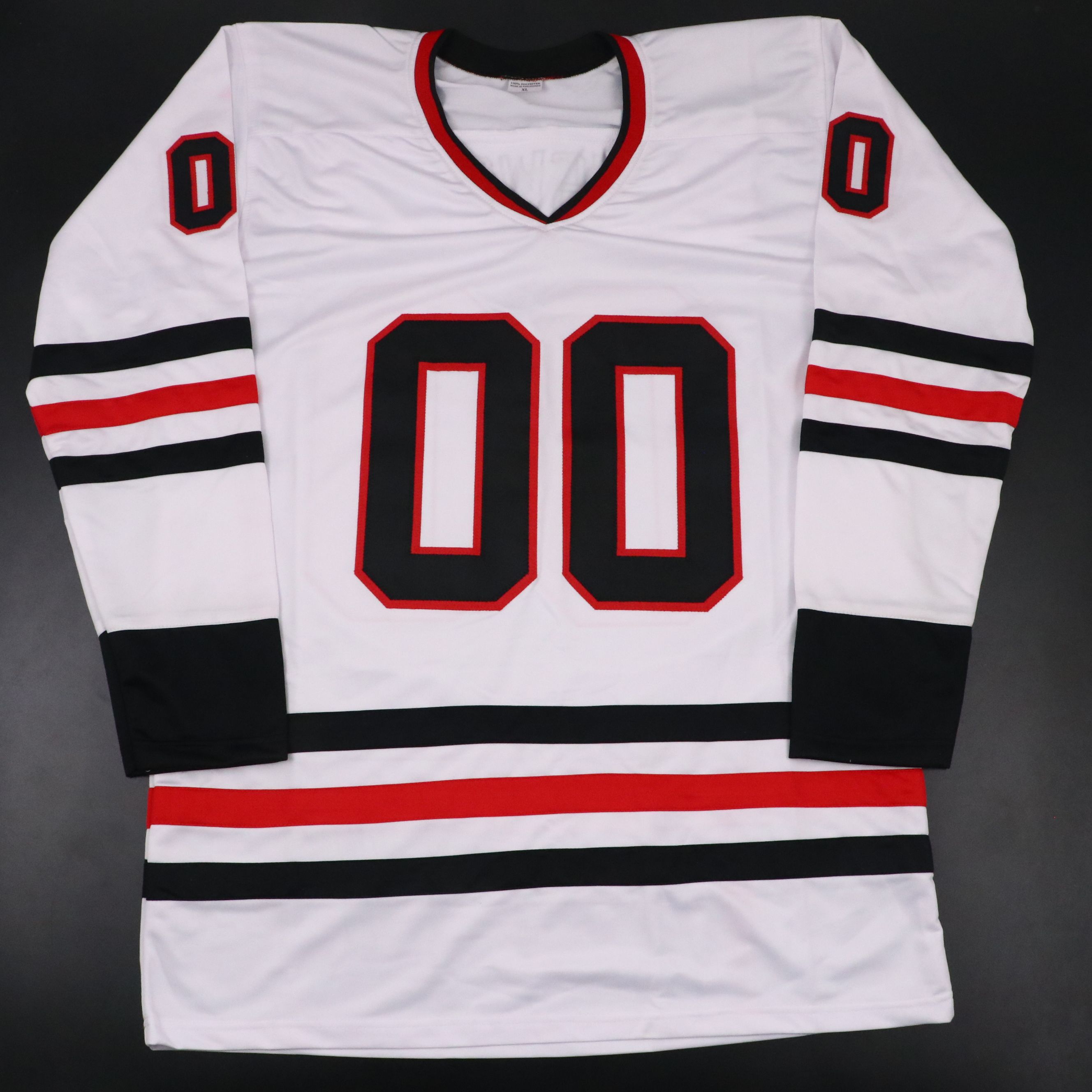 Chevy Chase Signed "Christmas Vacation: Clark Griswold" Hockey Jersey, Beckett