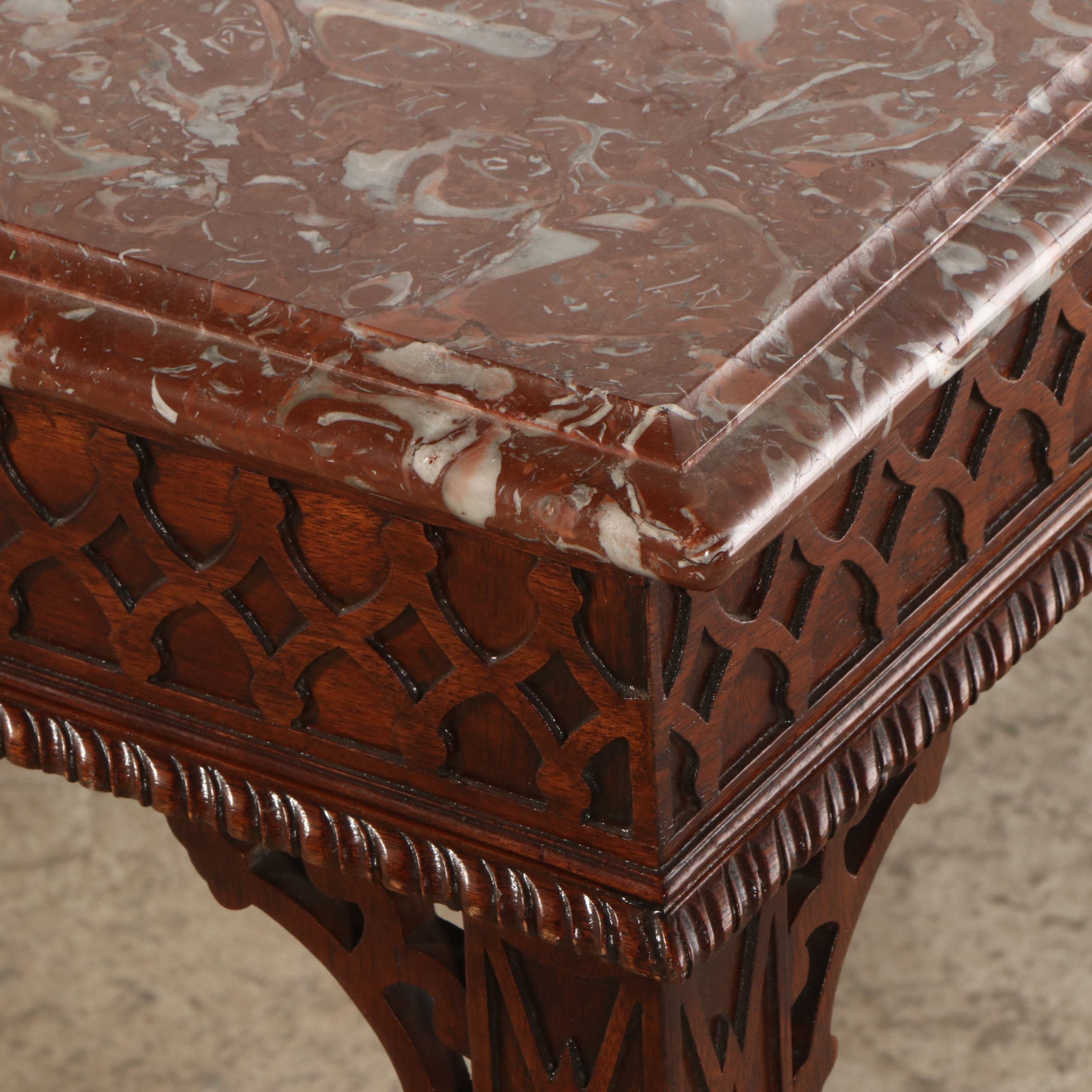 Henredon Chippendale Style Marble Top Mahogany Console Table, Late 20th Century
