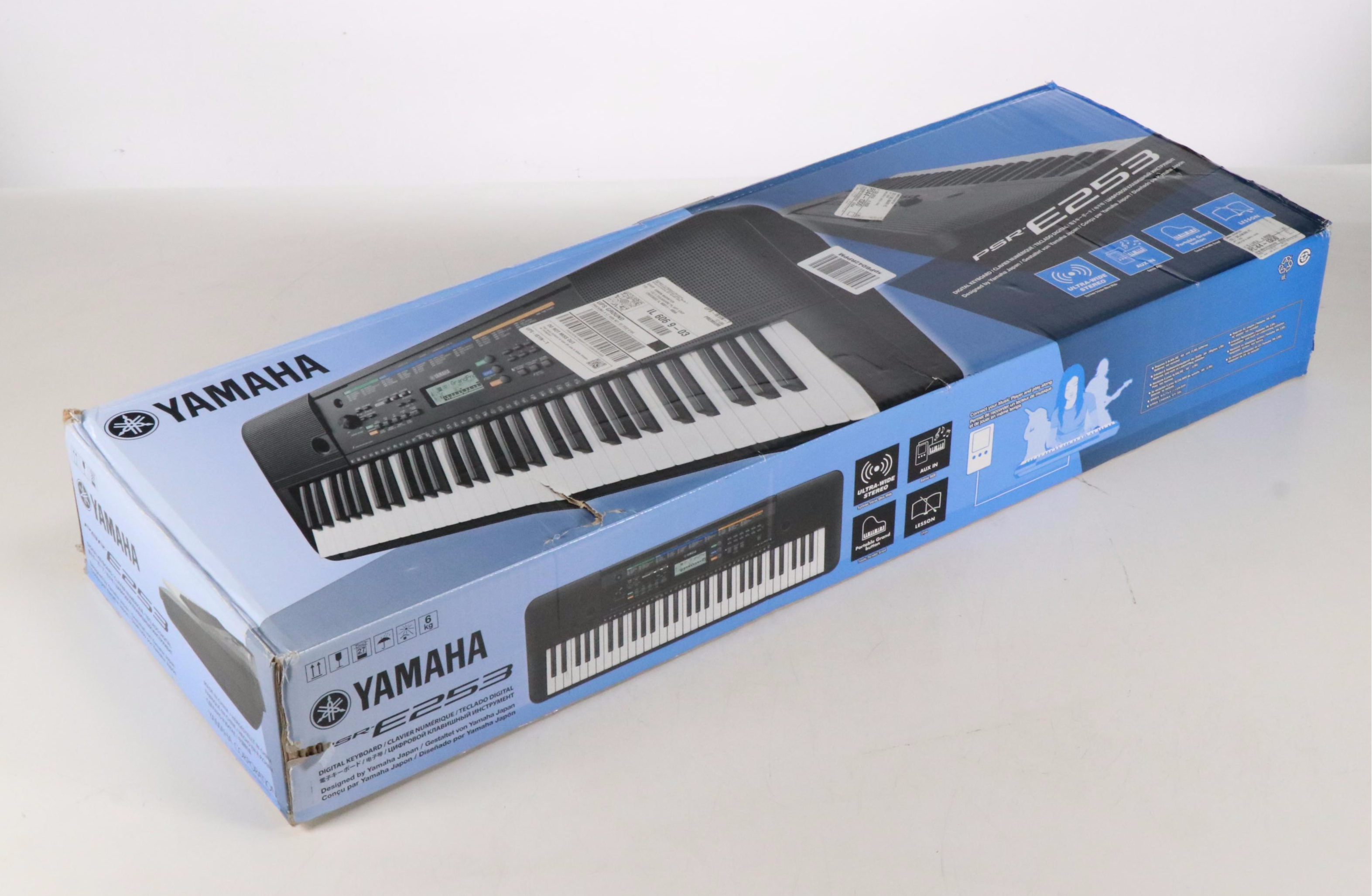 Yamaha PSR-E253 Portable Keyboard