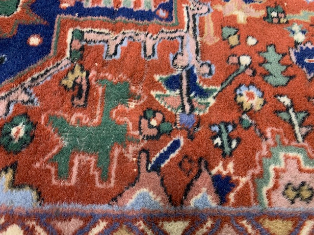 4'11 x 7'1 Hand-Knotted Persian Heriz Area Rug