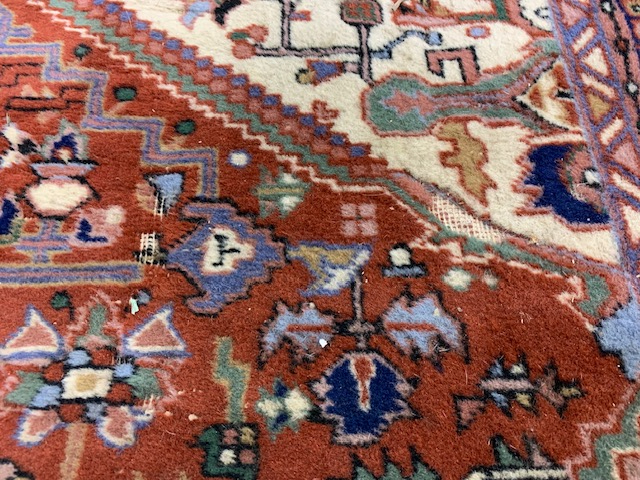 4'11 x 7'1 Hand-Knotted Persian Heriz Area Rug