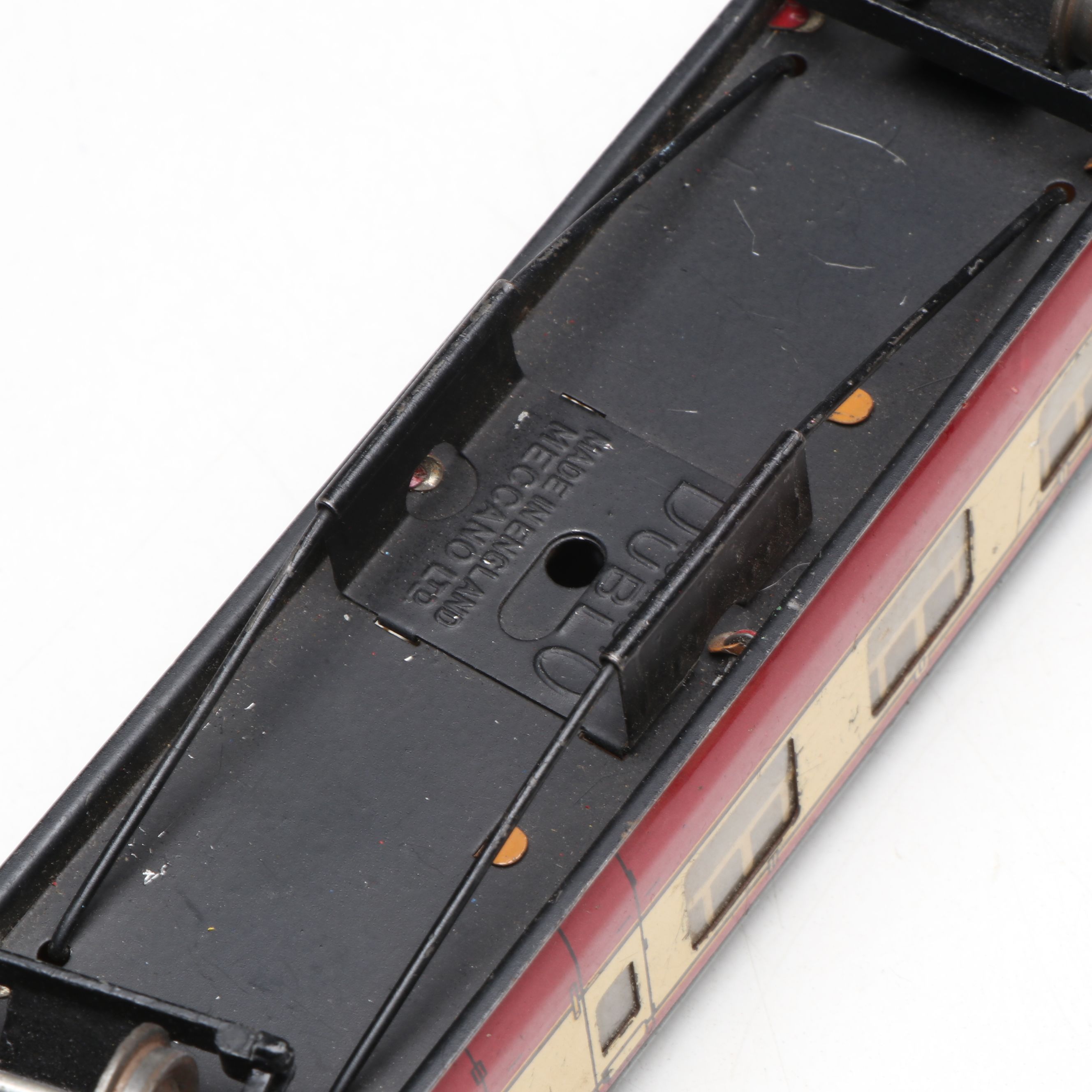 Hornby Dublo OO Gauge Train with Metal and Other Folk Art Style Figurines