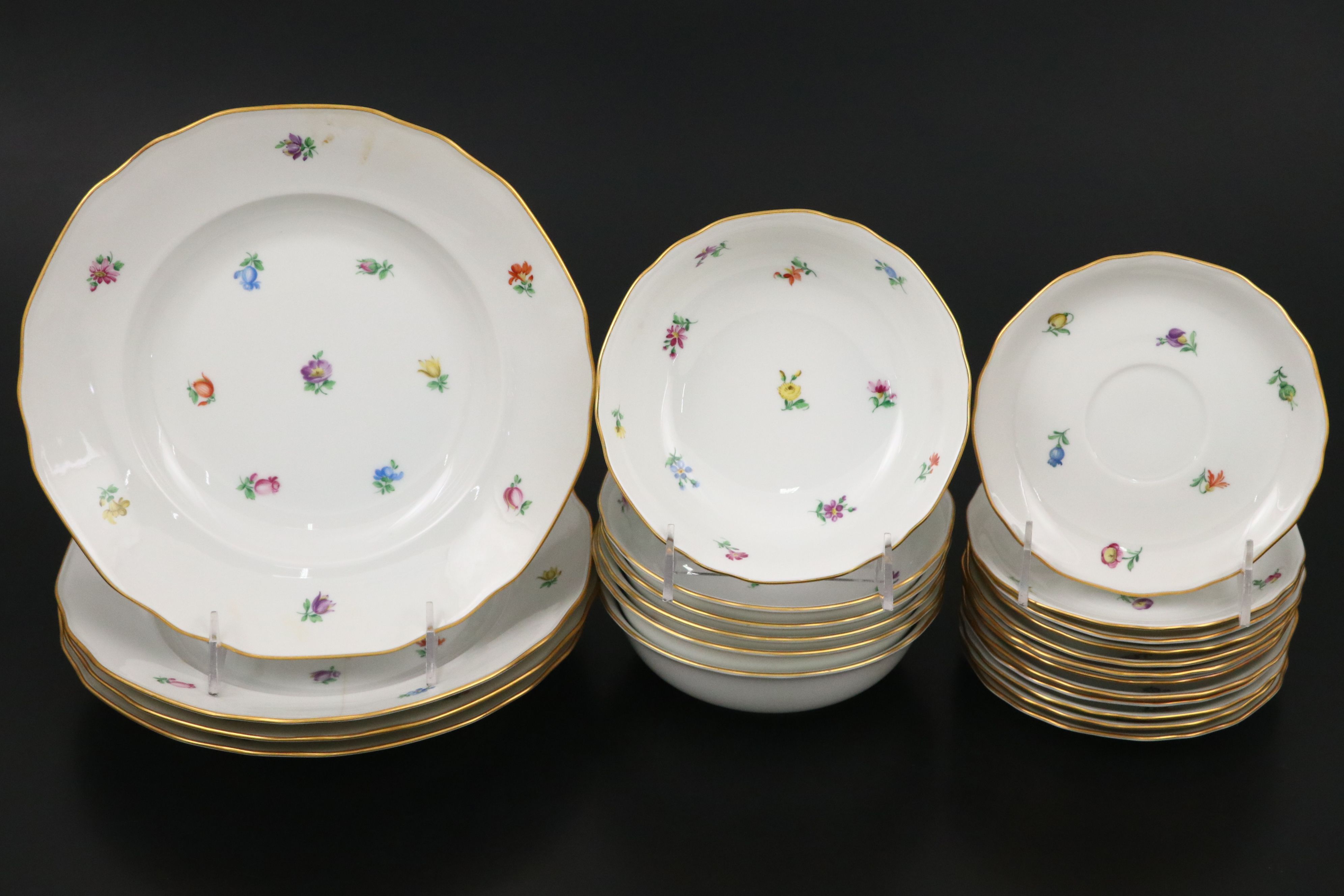 Augarten Gold Gilt Floral Porcelain Dinnerware
