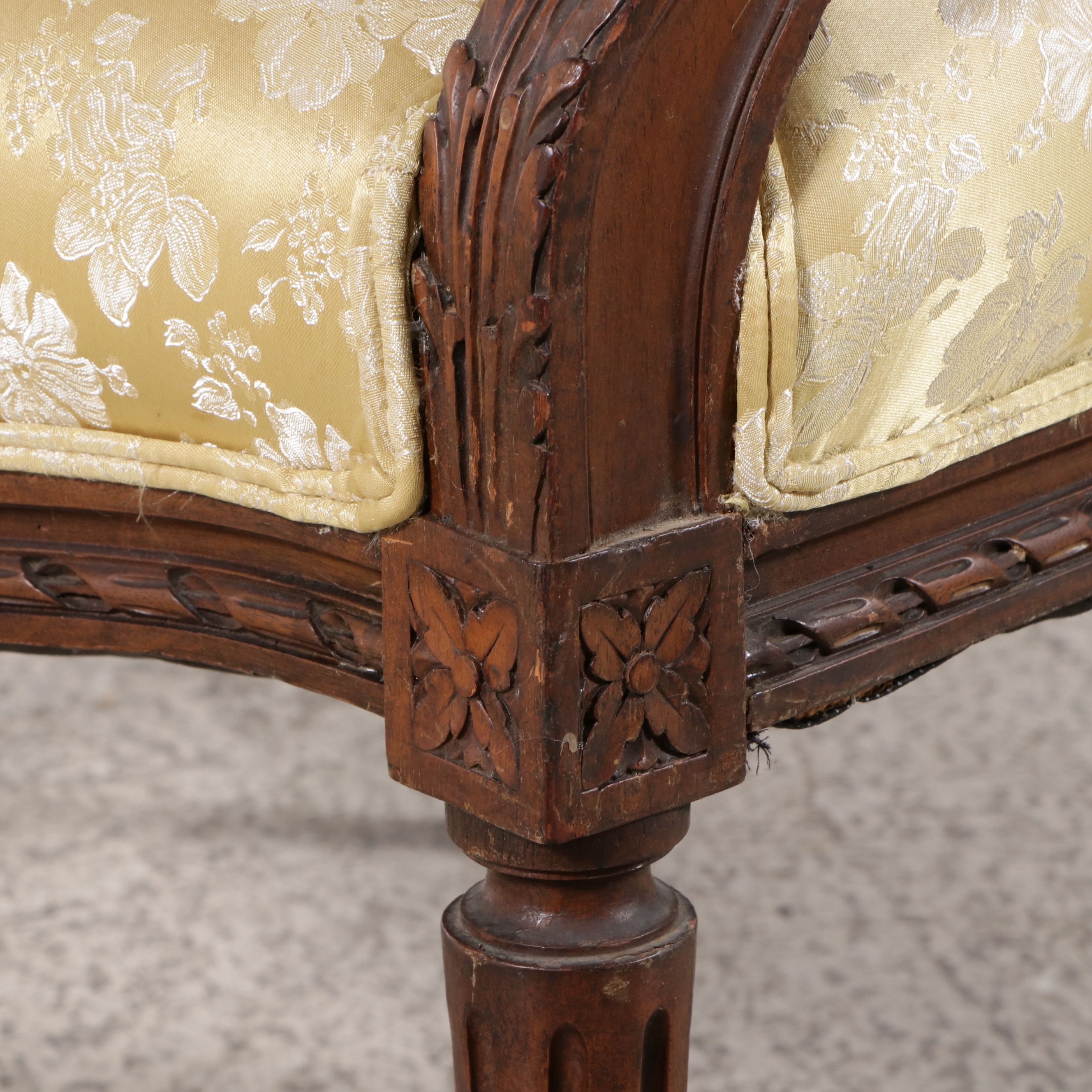 Louis XVI Style Carved Beech Fauteuil